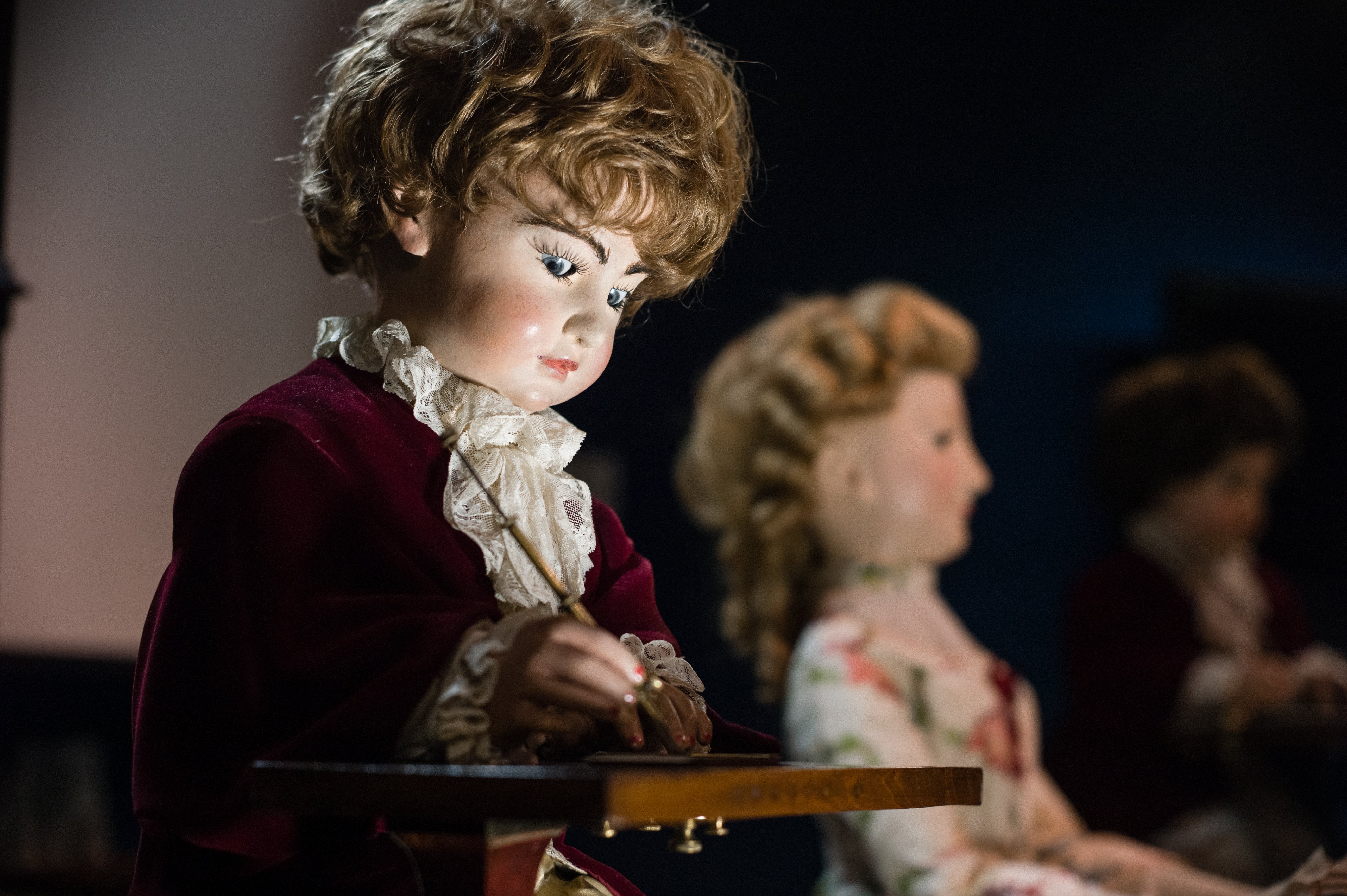 -®Guillaume Perret_MAHN_automates JaquetDroz (1)