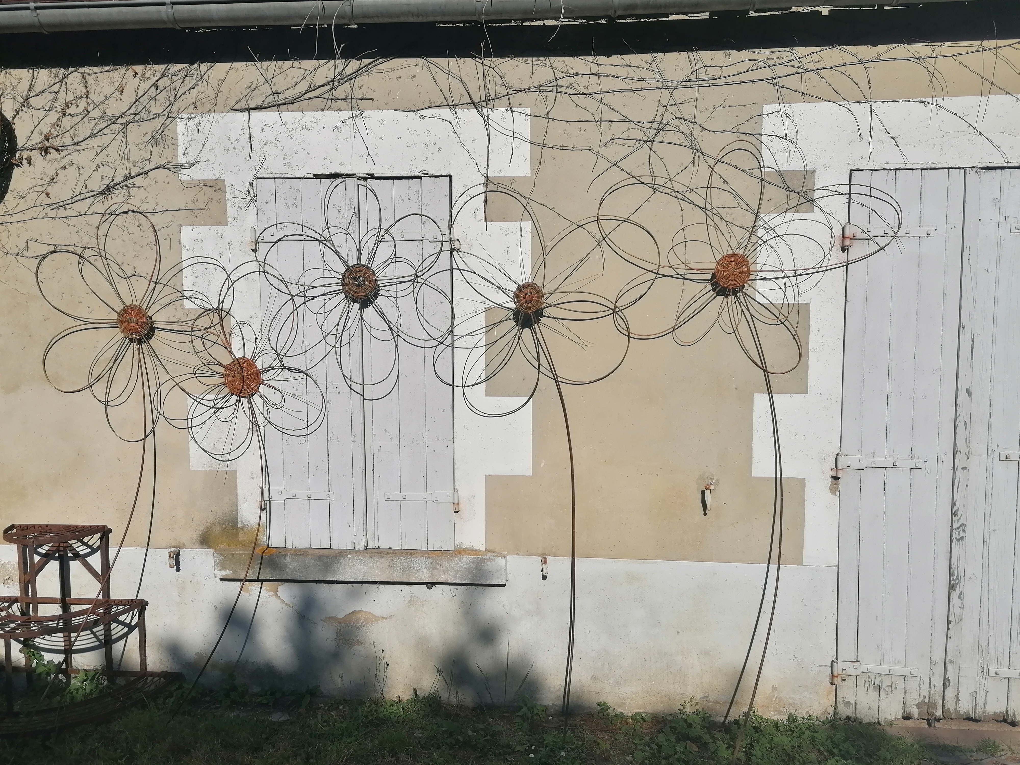 Atelier vannerie fleur géante Pontigny