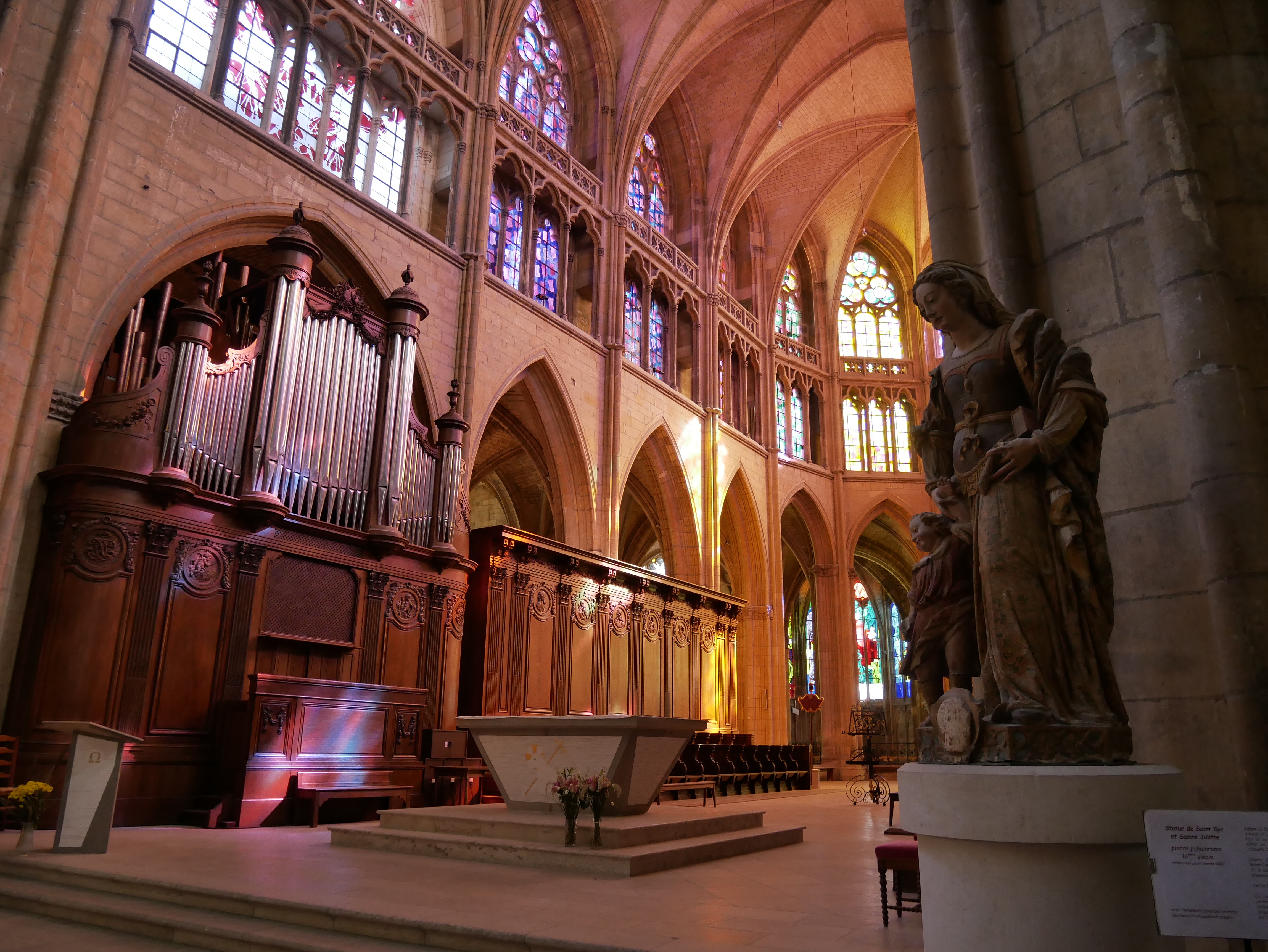 Visite commentée de la Cathédrale St Cyr Ste Julitte