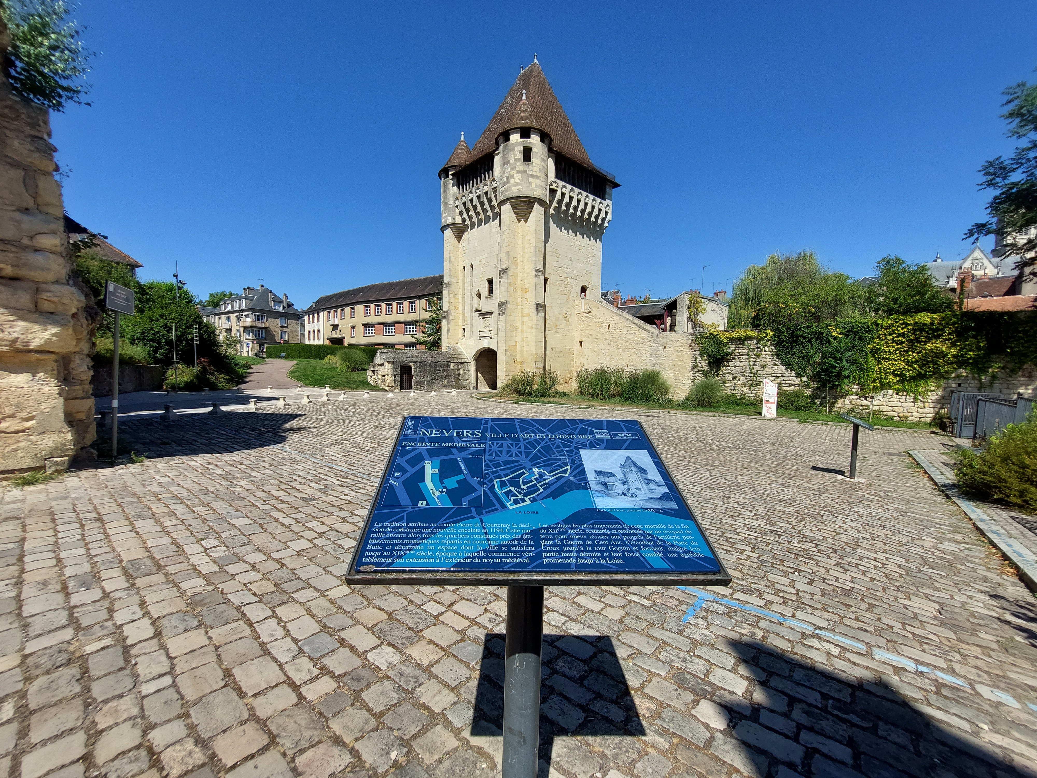Porte du Croux