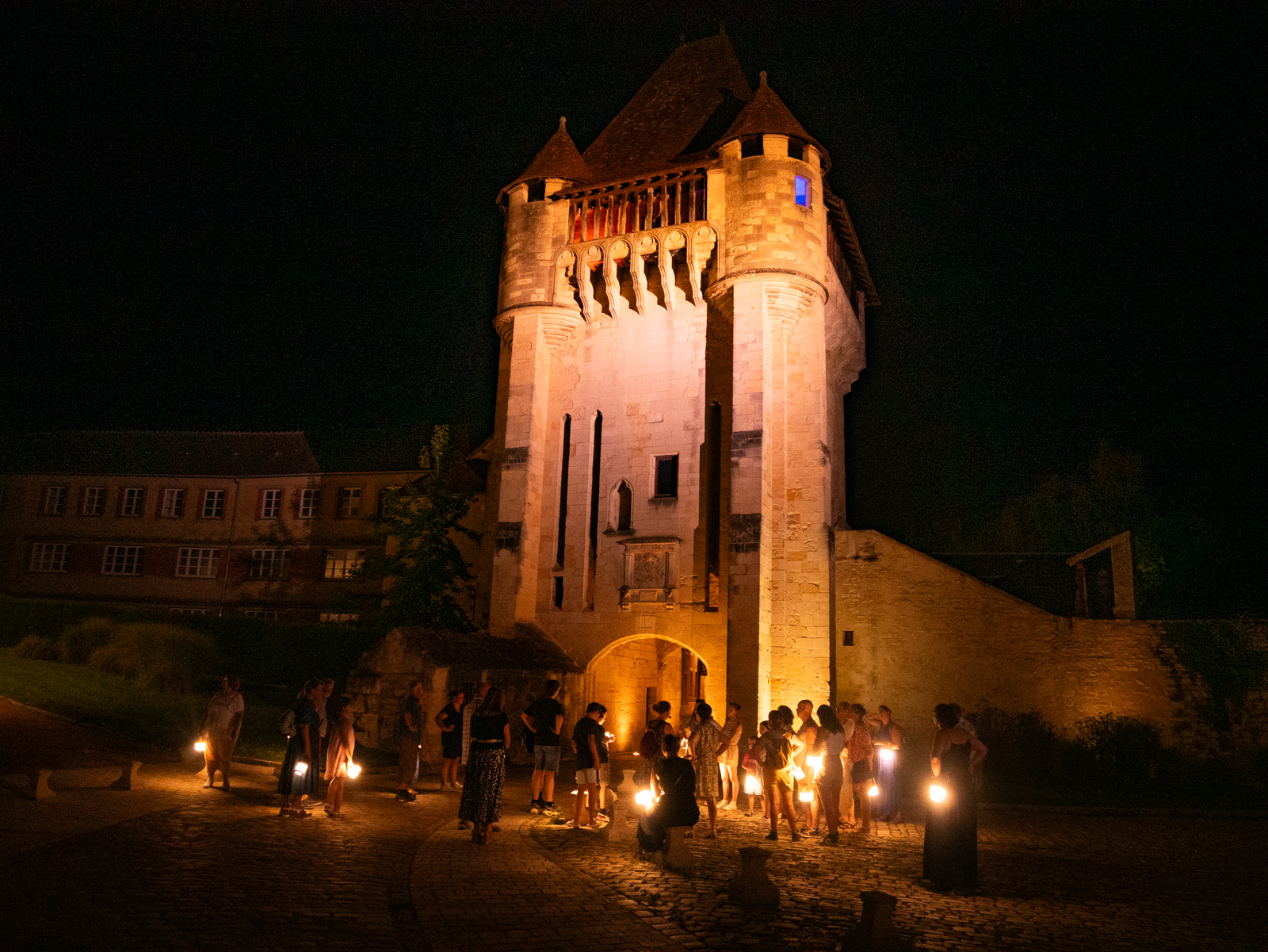 Balade aux lanternes à Nevers