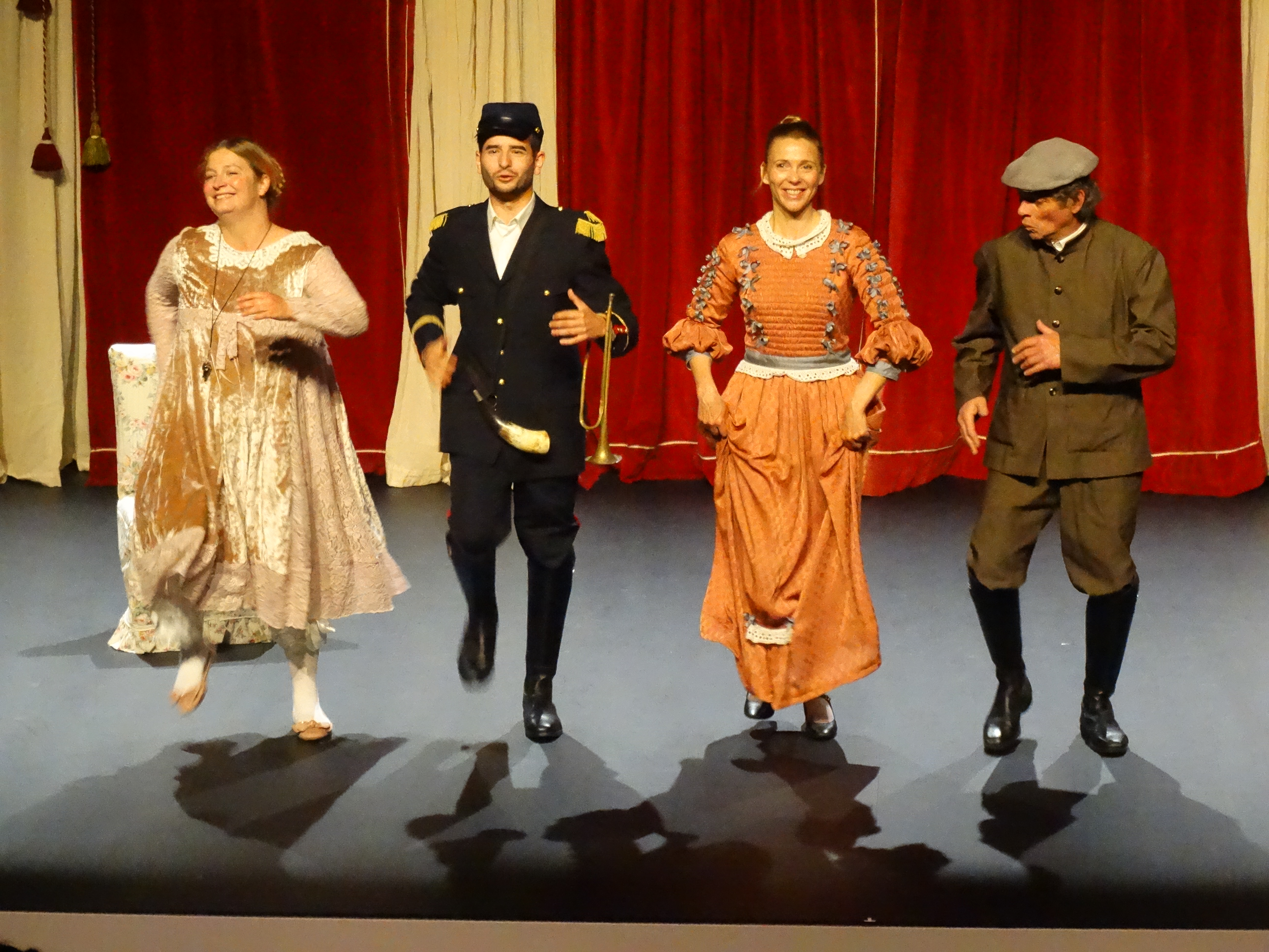 Arts & Scènes Côte-d'Or : Le Rocher des doms - La jeune fille bien gardée