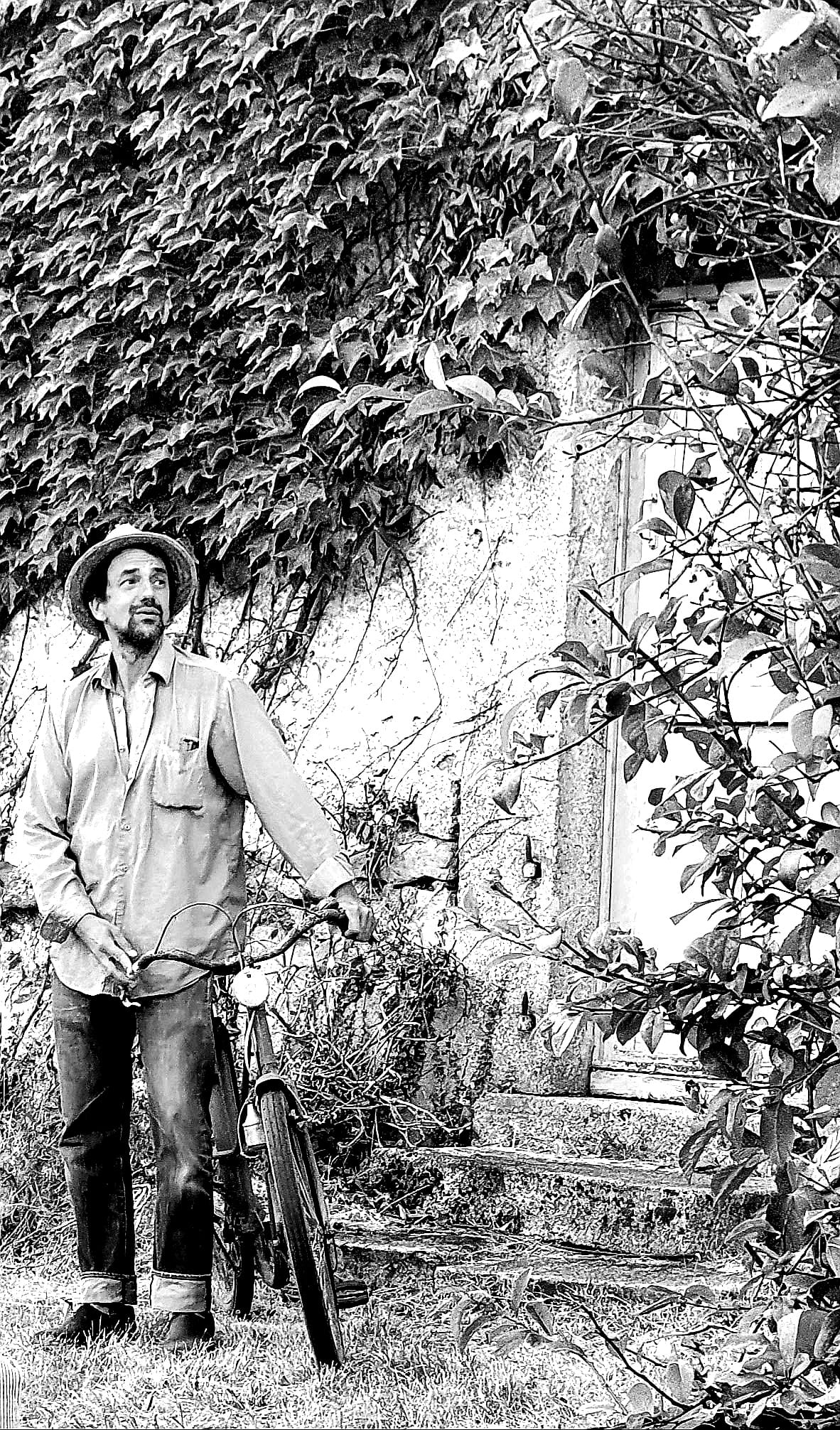 Arts et Scènes Côte-d'Or : L'homme qui plantait des arbres (Cie du Grand Frêne)