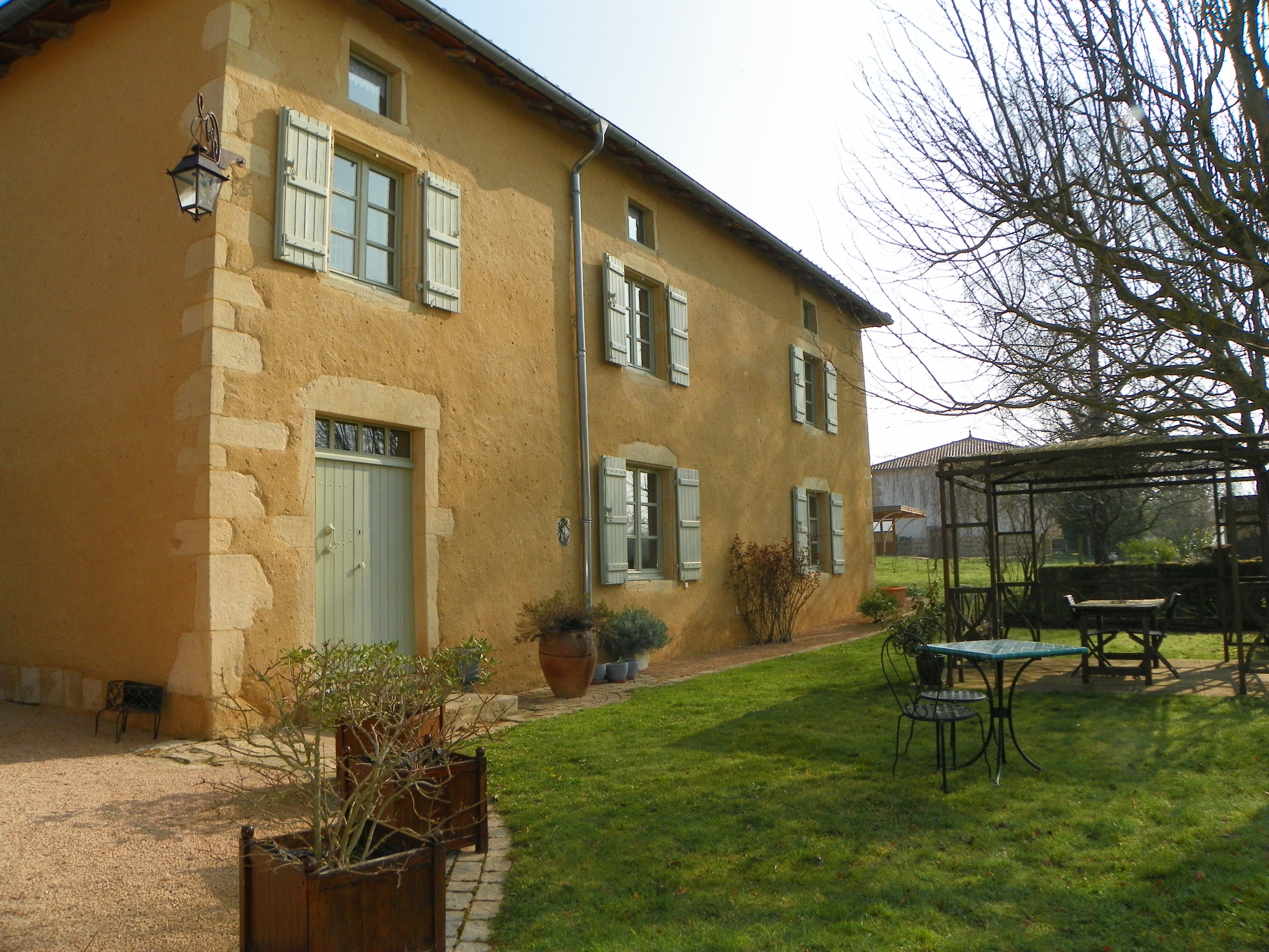 Chambres d'hôtes La Goutte Berthaud, chambre d'hôtes à Saint-Edmond