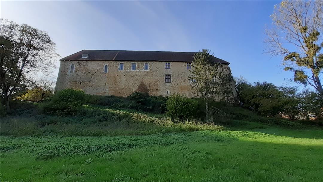 Château d'Etrabonne