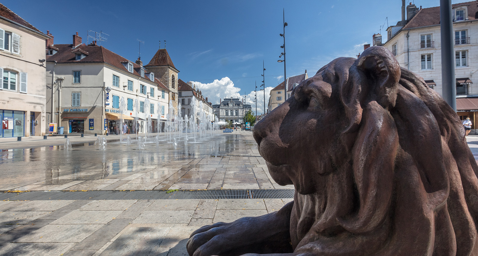2020-Lons-le-Saunier-Place-Liberte-1-72-GF©jeanmarcbaudet-1B1A1018