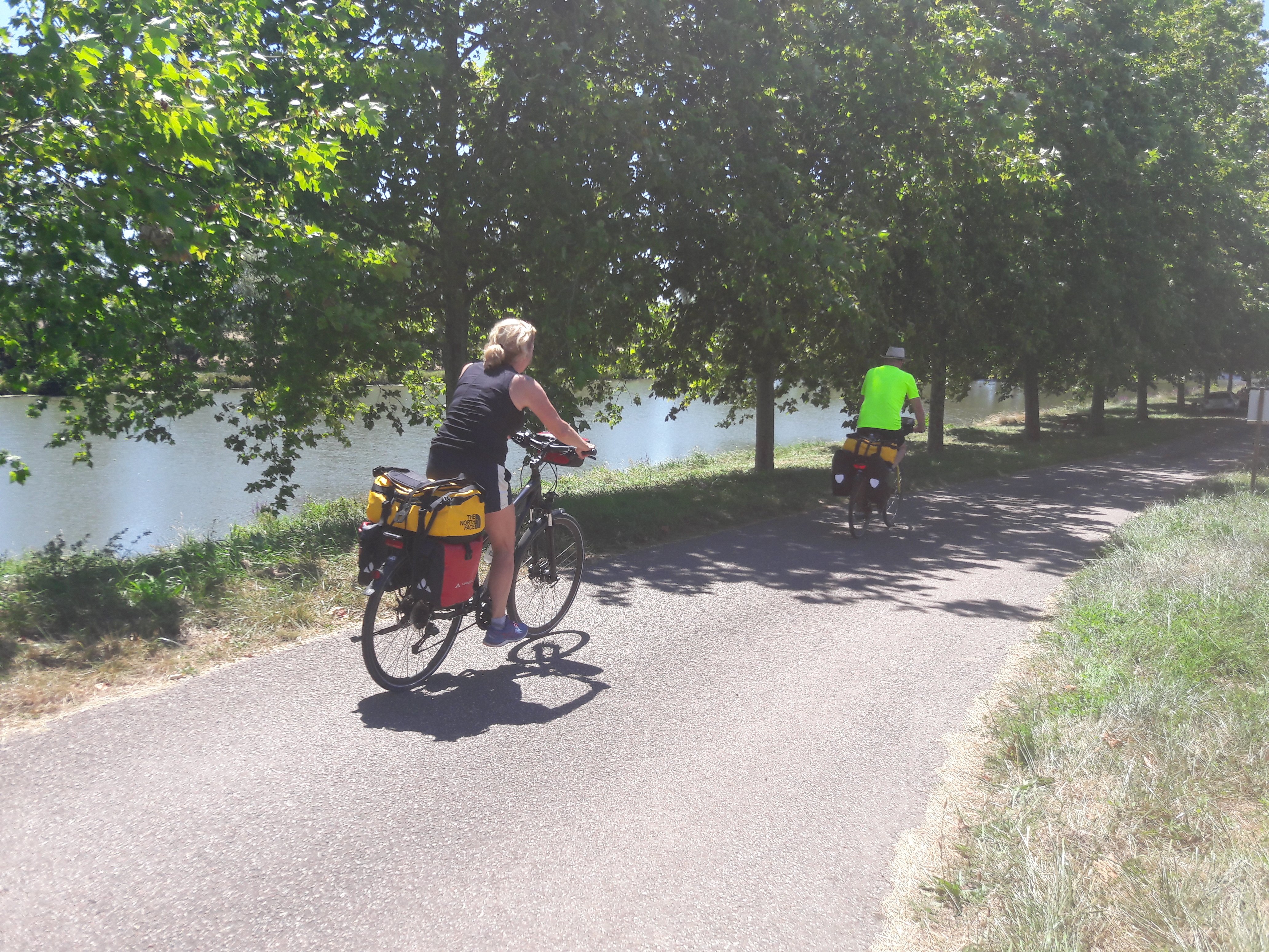 Le Tour de Bourgogne à vélo, section du Canal du Nivernais (V51), Saint-Léger-des-Vignes - photo 7