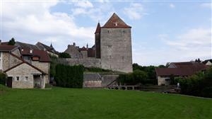 Fondremand, au bord de la source romaine