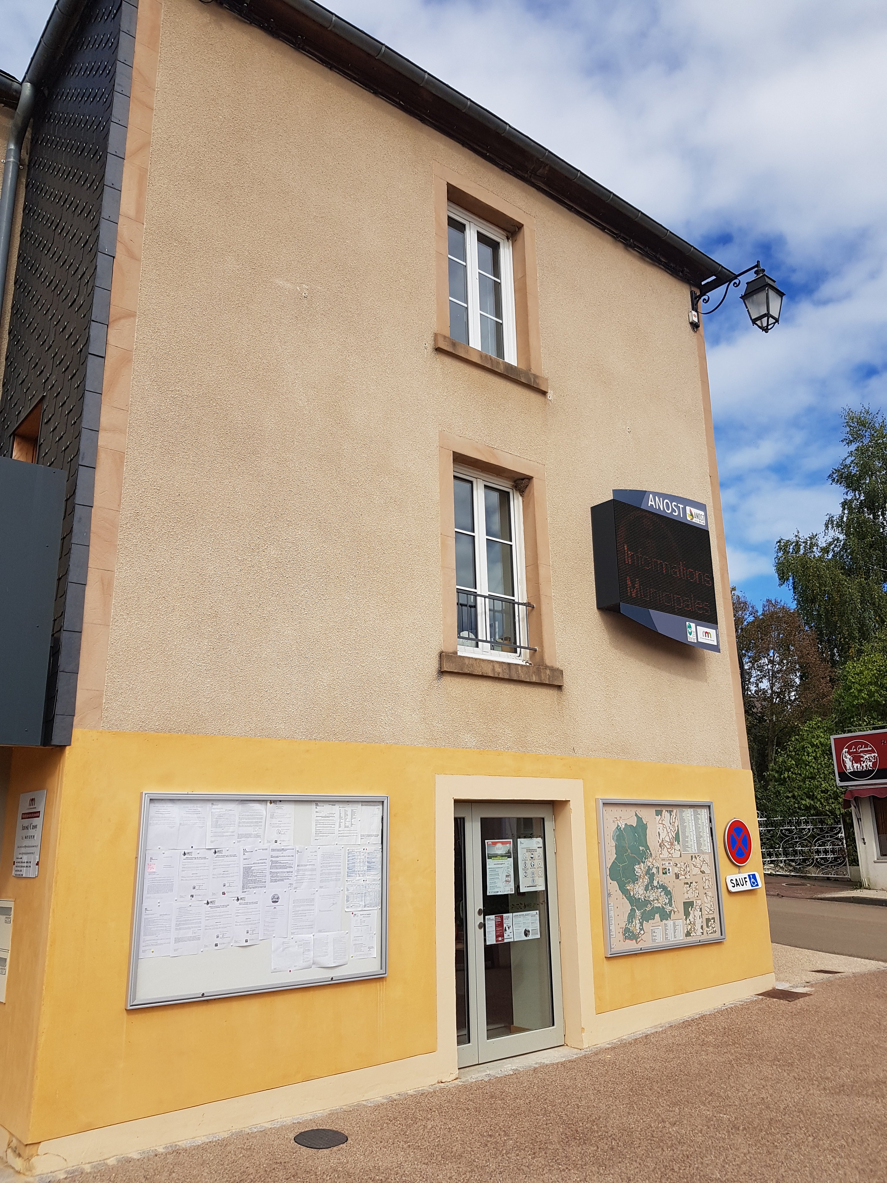 Mairie d'Anost