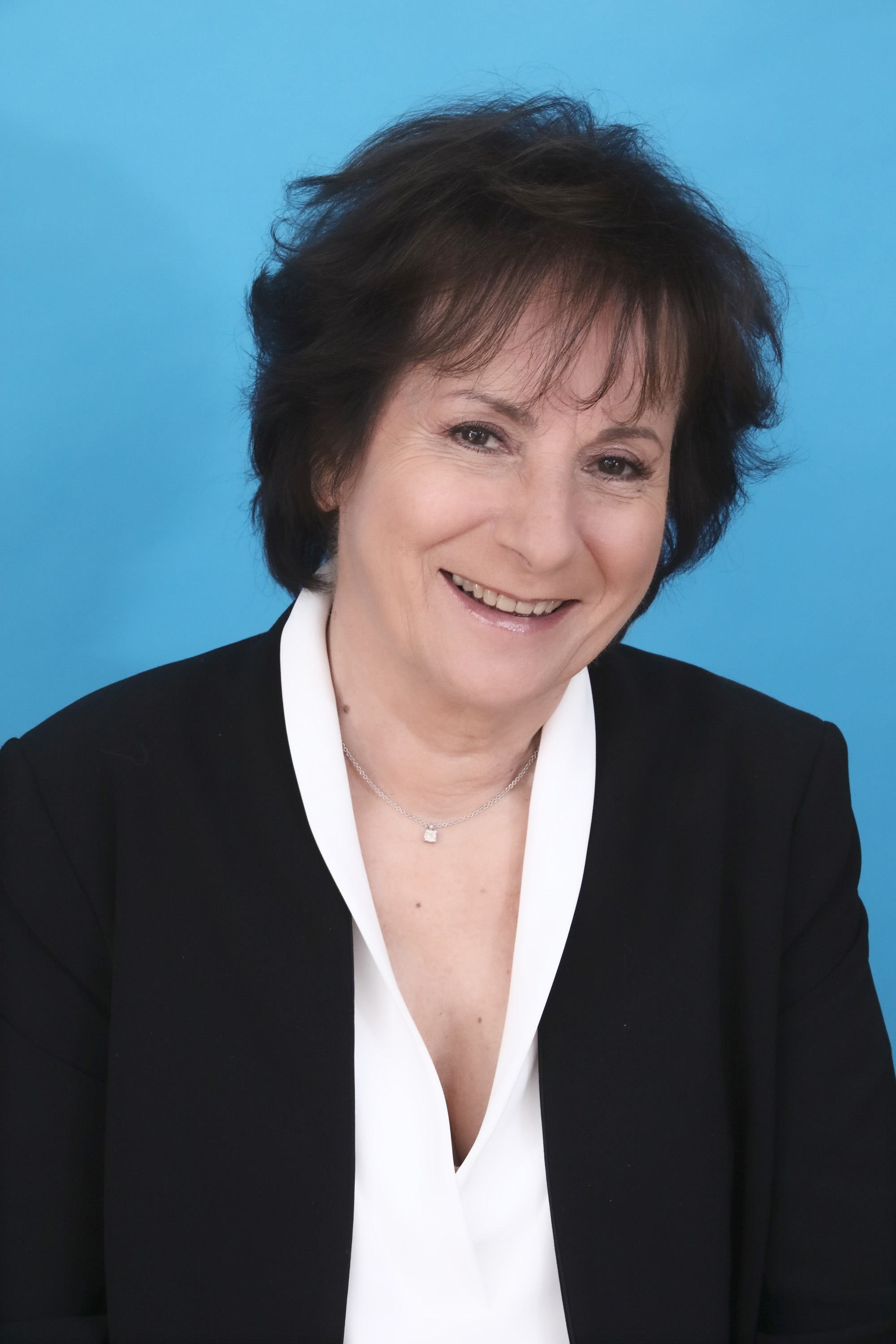 Marie-Paule Belle