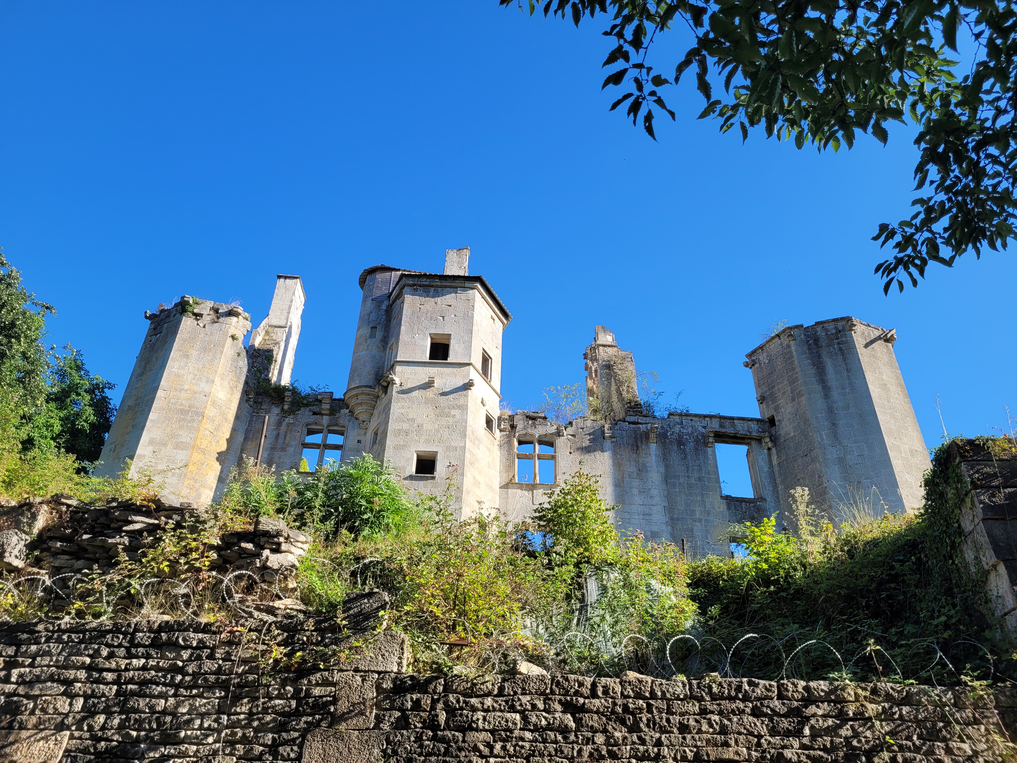 logis seigneurial