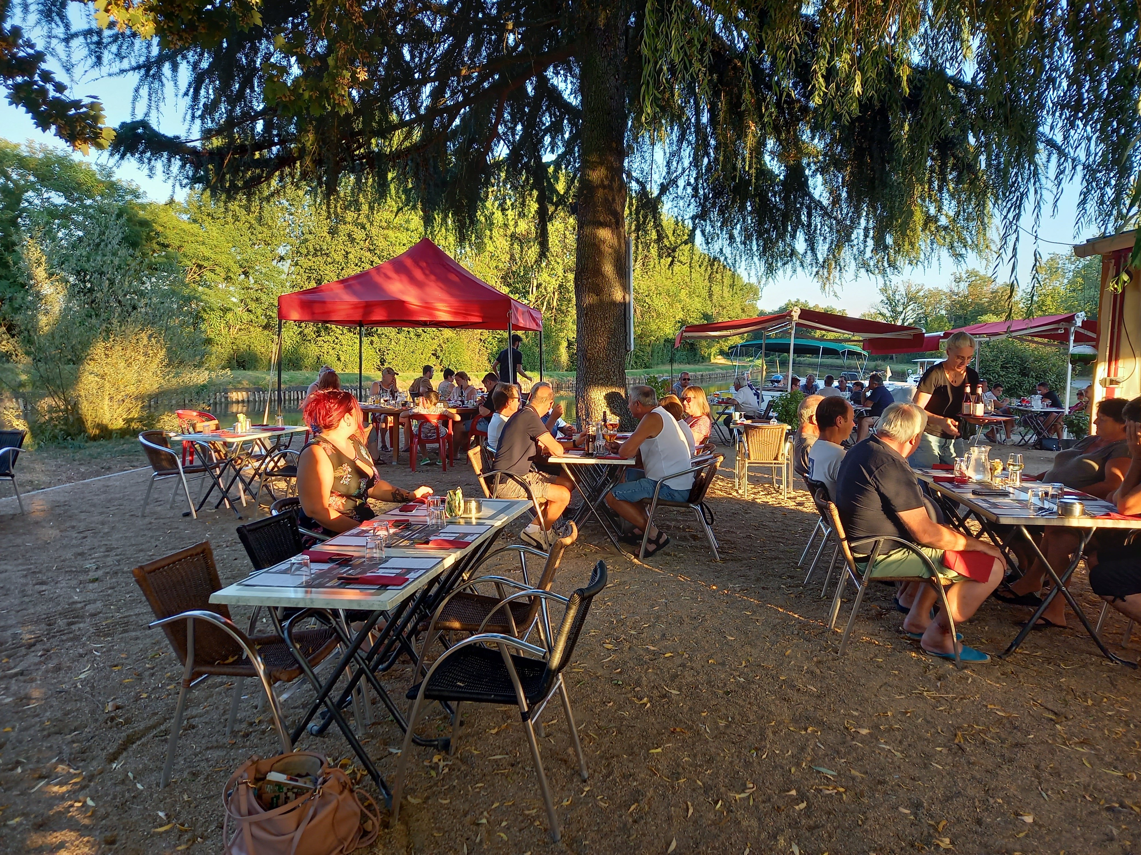 Restaurant de la Halte nautique de Fleury-sur-Loire