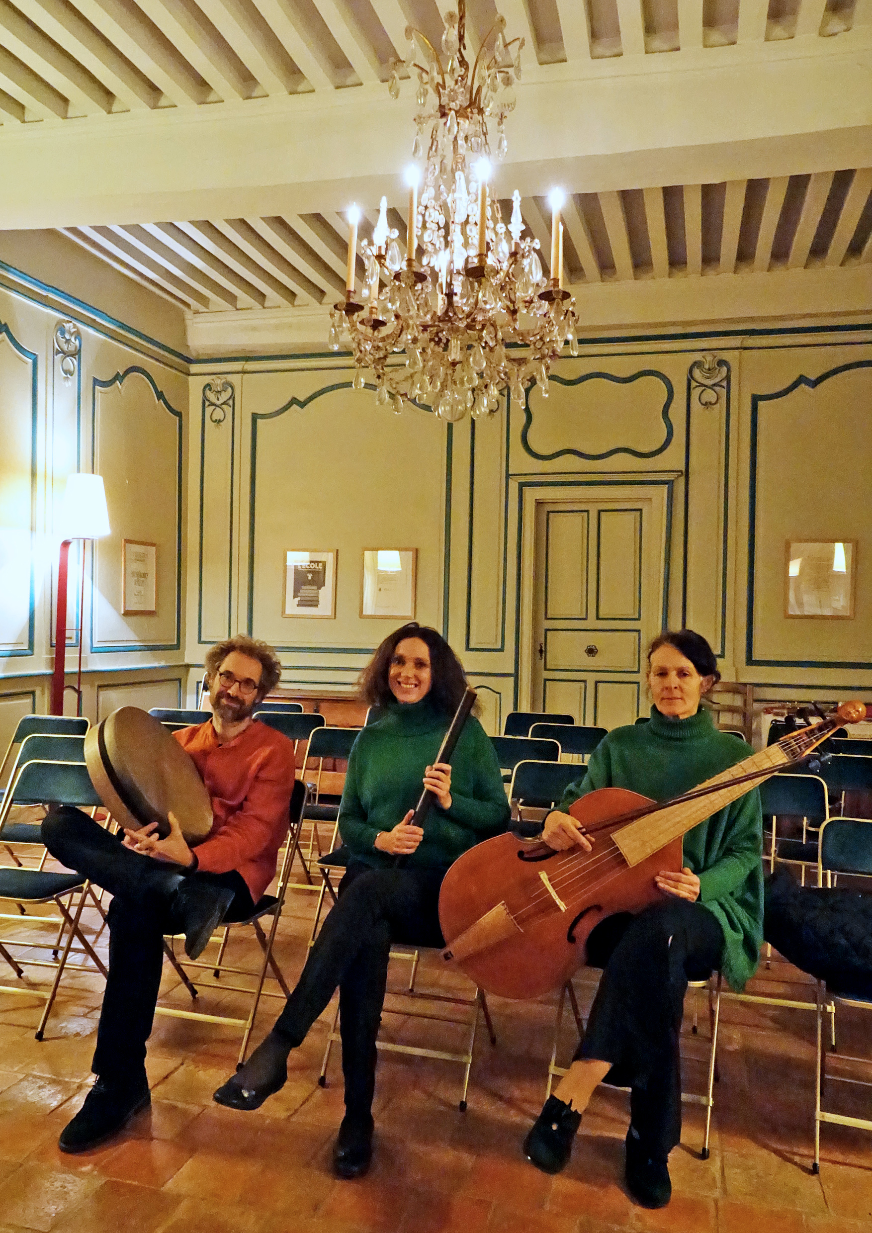 Fragances trio avec instruments