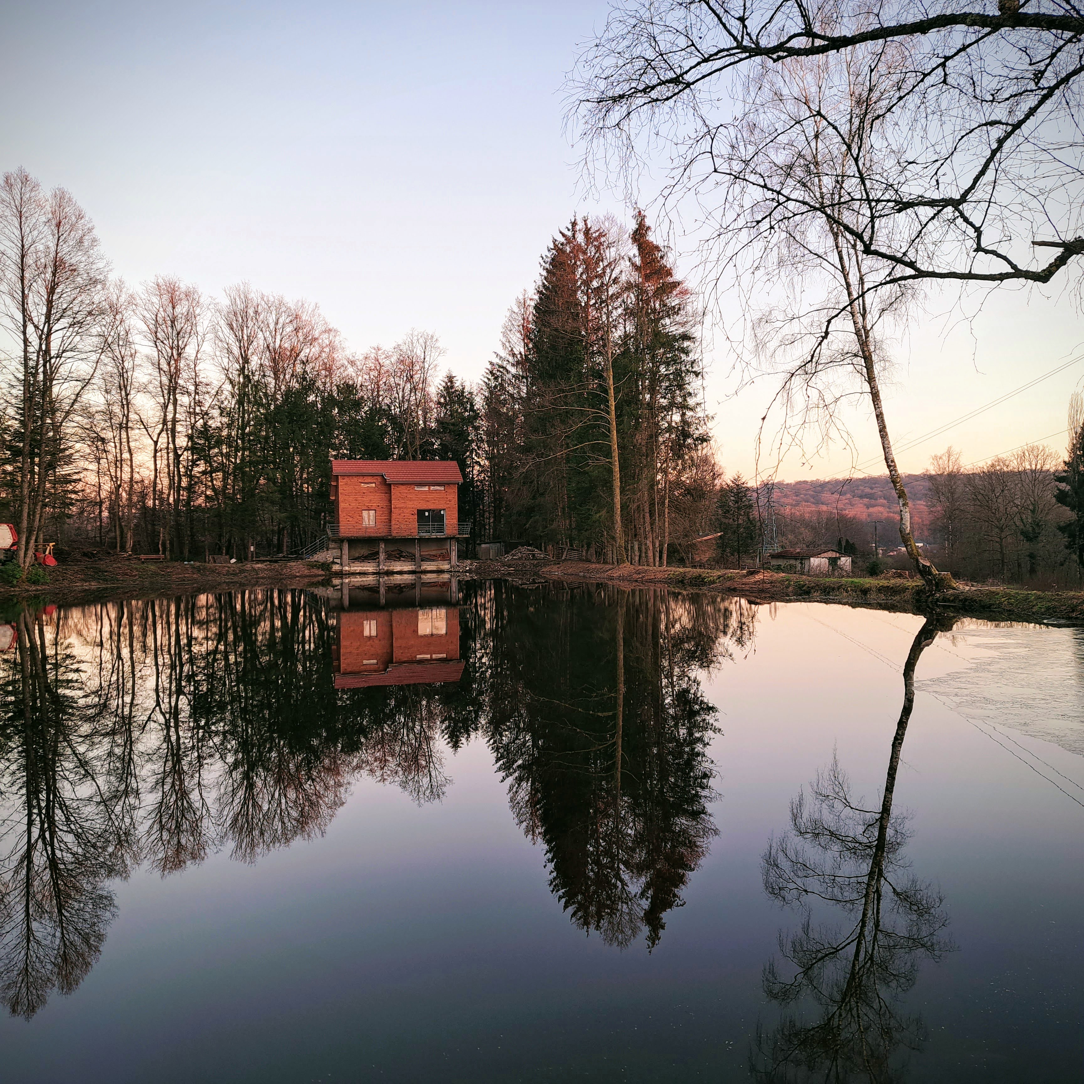 Les sabots dans l'eau