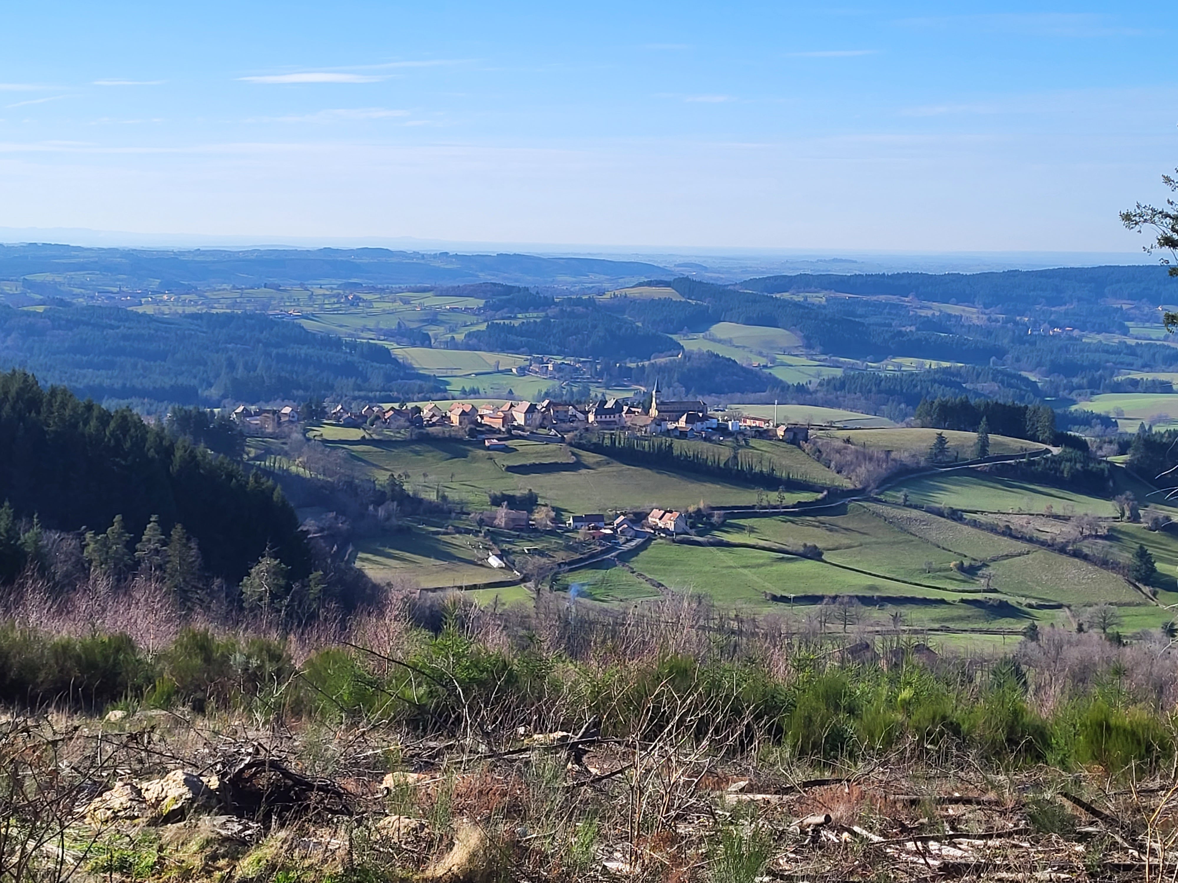 Le Bourg de Montmelard
