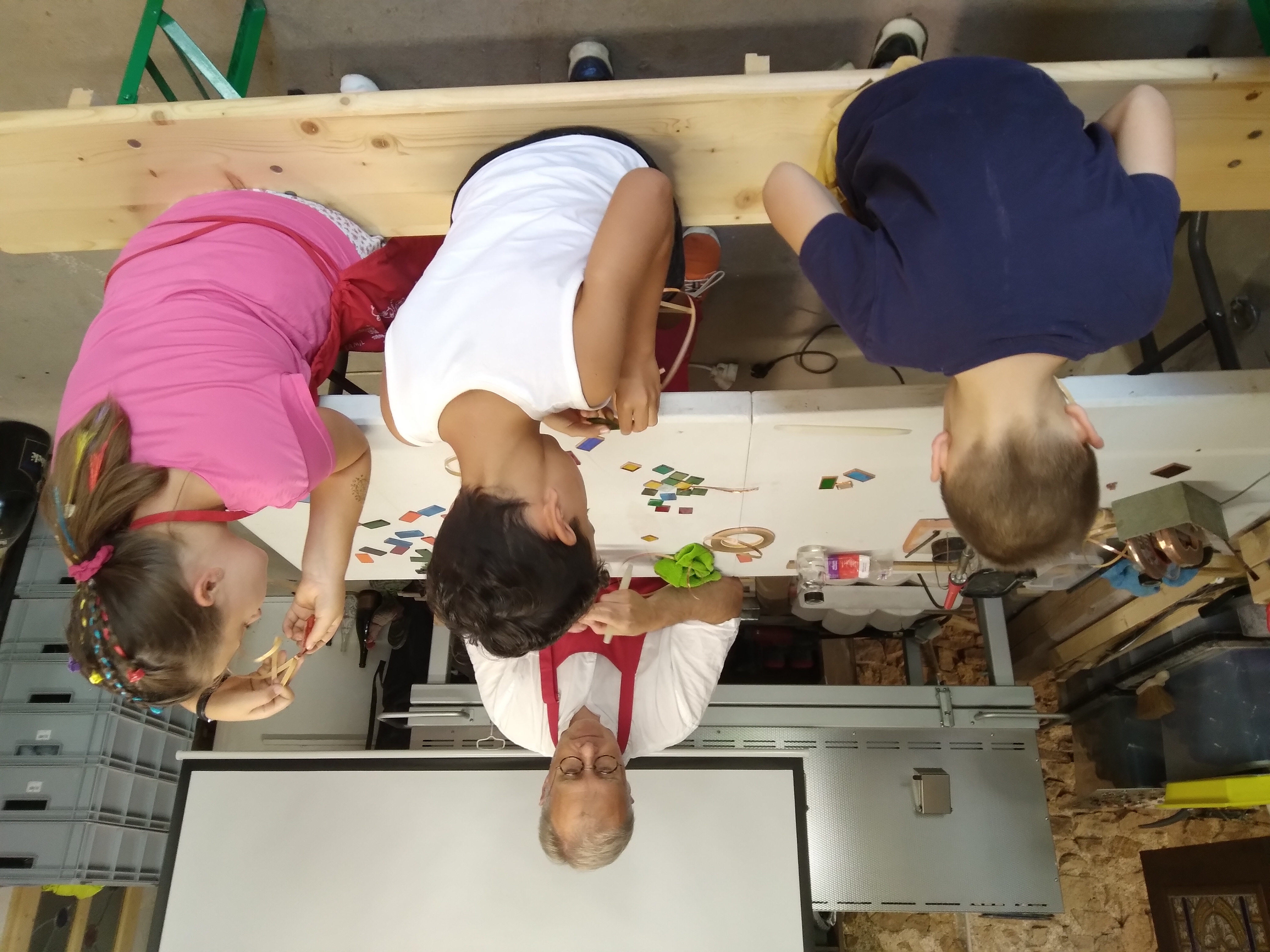 Atelier enfant : création d'un objet en vitrail avec Sébastien Dugué, maître verrier