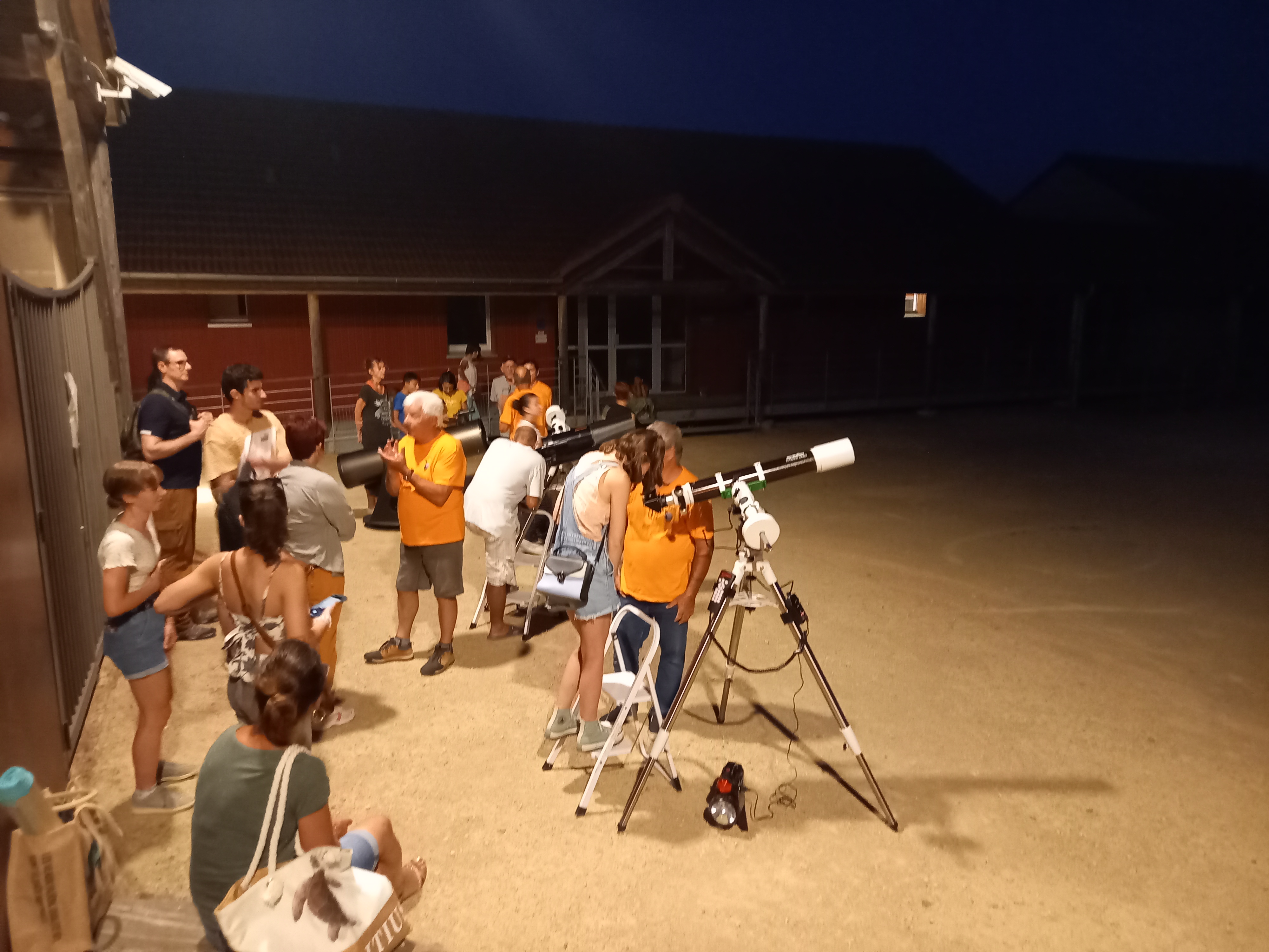 Animation astronomie "Soirée lunaire et ciel profond", Avril-sur-Loire - photo 2