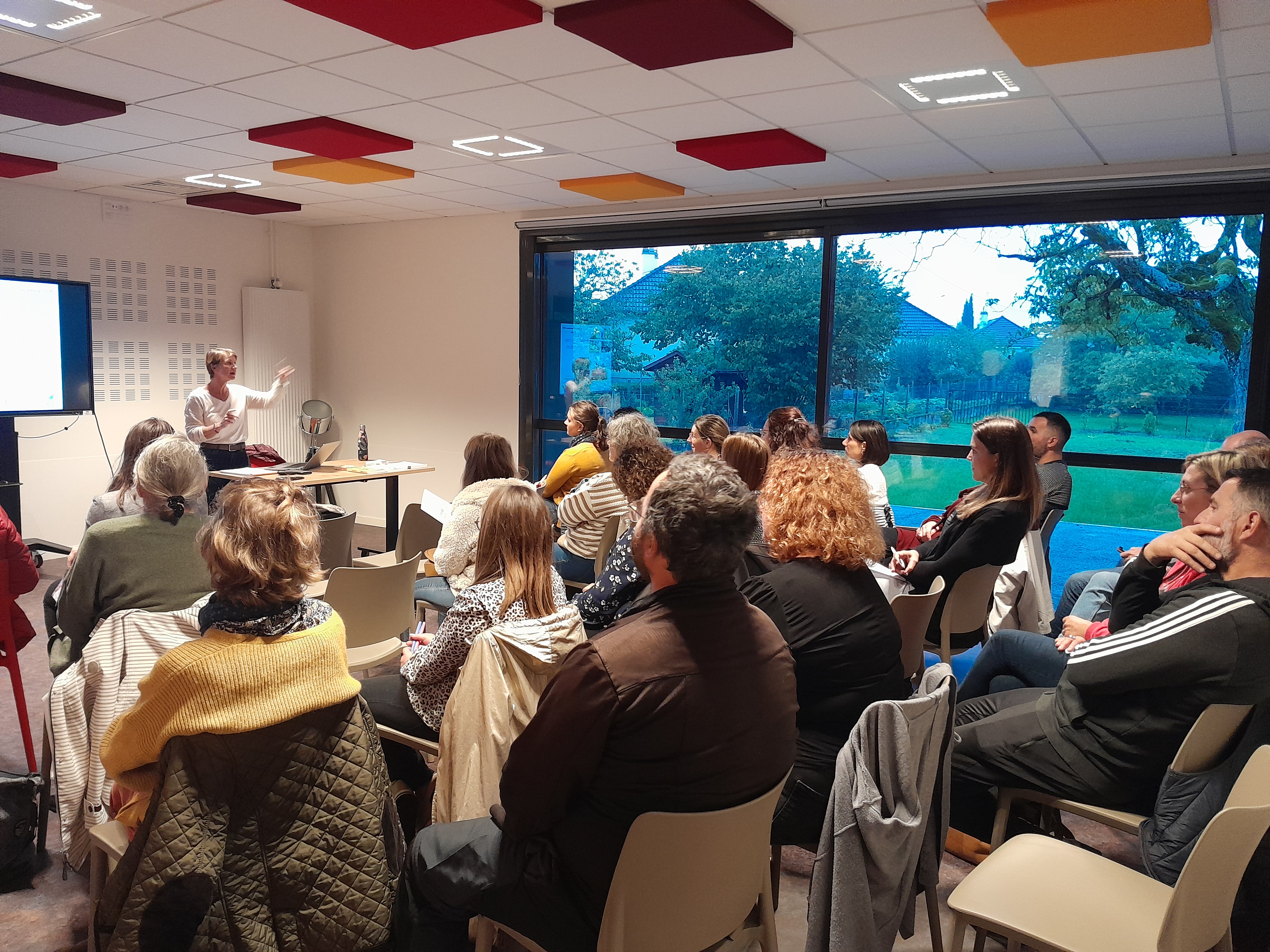 Rencontre : Aider son enfant à se connaître et à prendre confiance en lui