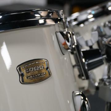 210-illustration_id-1734427792