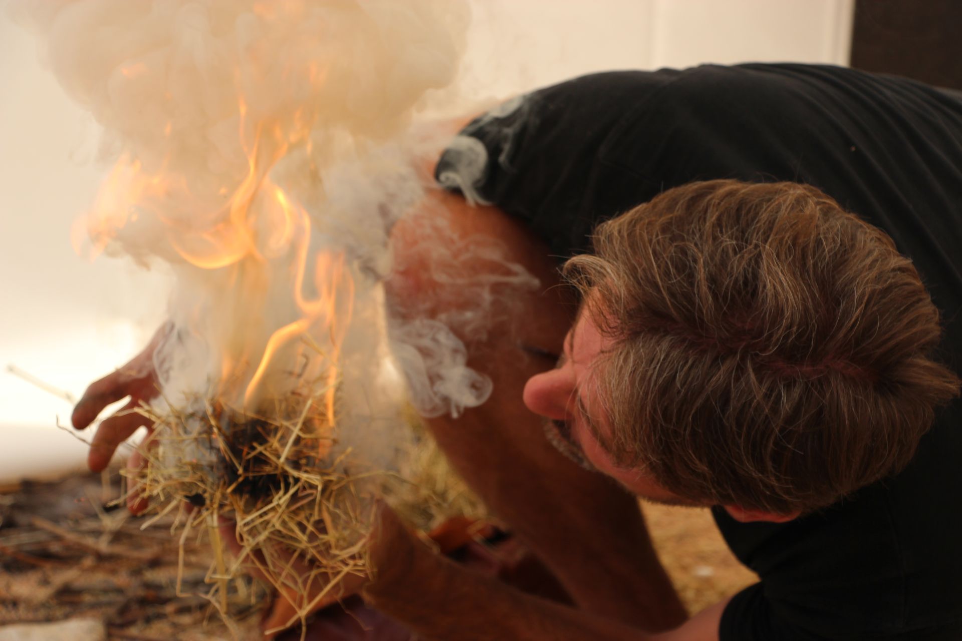 paleo gestes les secrets du feu