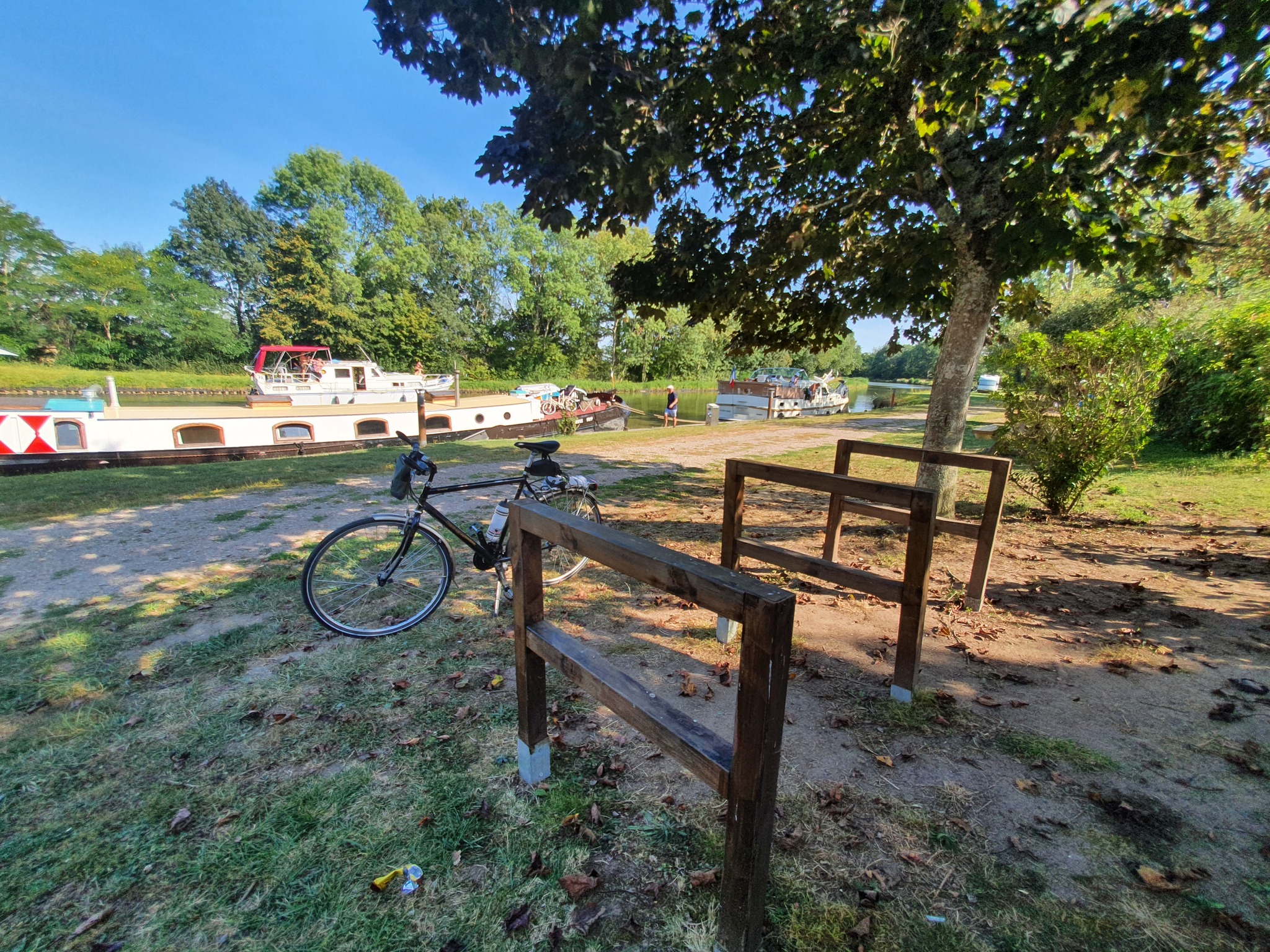Restaurant de la Halte nautique de Fleury-sur-Loire, Fleury-sur-Loire - photo 2