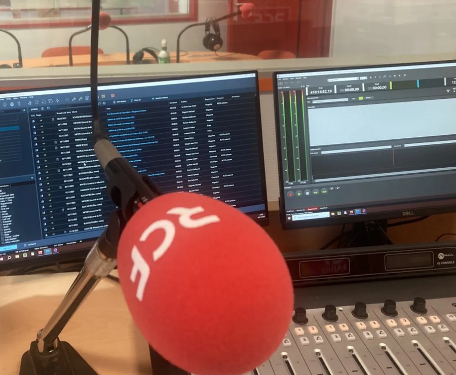 Les coulisses des studios de la radio RCF