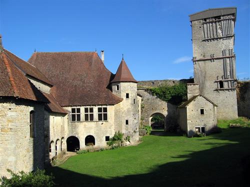 Chateau medieval d'oricourt