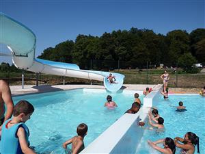 Piscine de plein air à Rioz