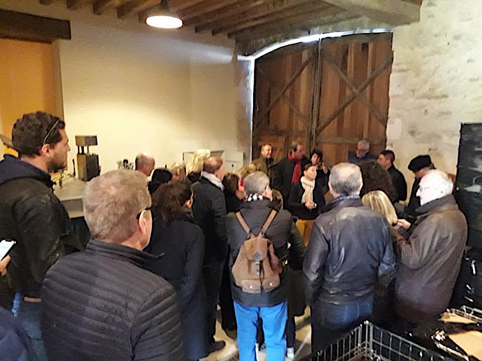 Dégustation de vins au caveau, Vignoble Angst à Pontigny