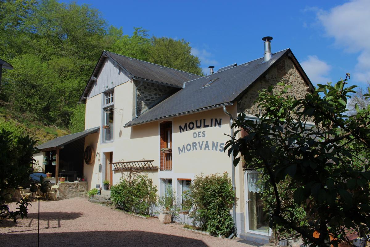 Au Moulin des Morvans, chambre d'hôtes à Fâchin