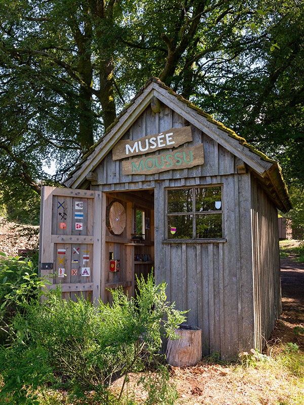 Le Musée moussu, sur le site de Bibracte