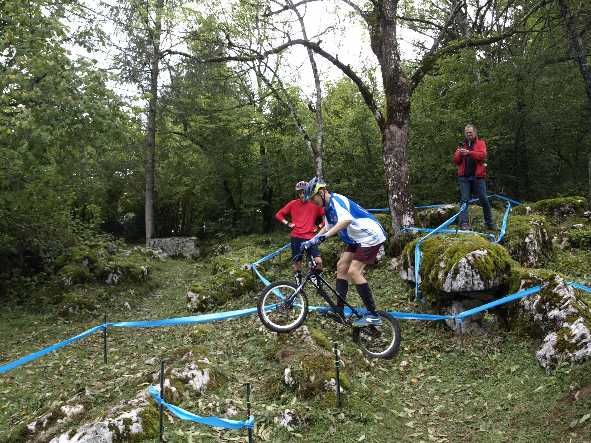 Compétition au bike trial Franc-Comtois