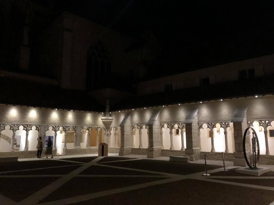 Le Cloître de la Cathédrale Saint-Vincent