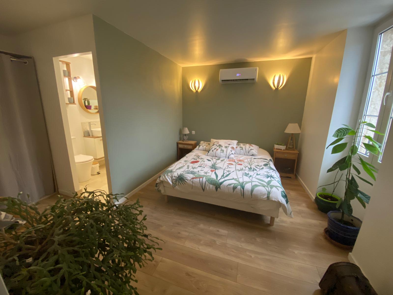 Aux portes du Val d'Amour, chambre d'hôtes à Sellières
