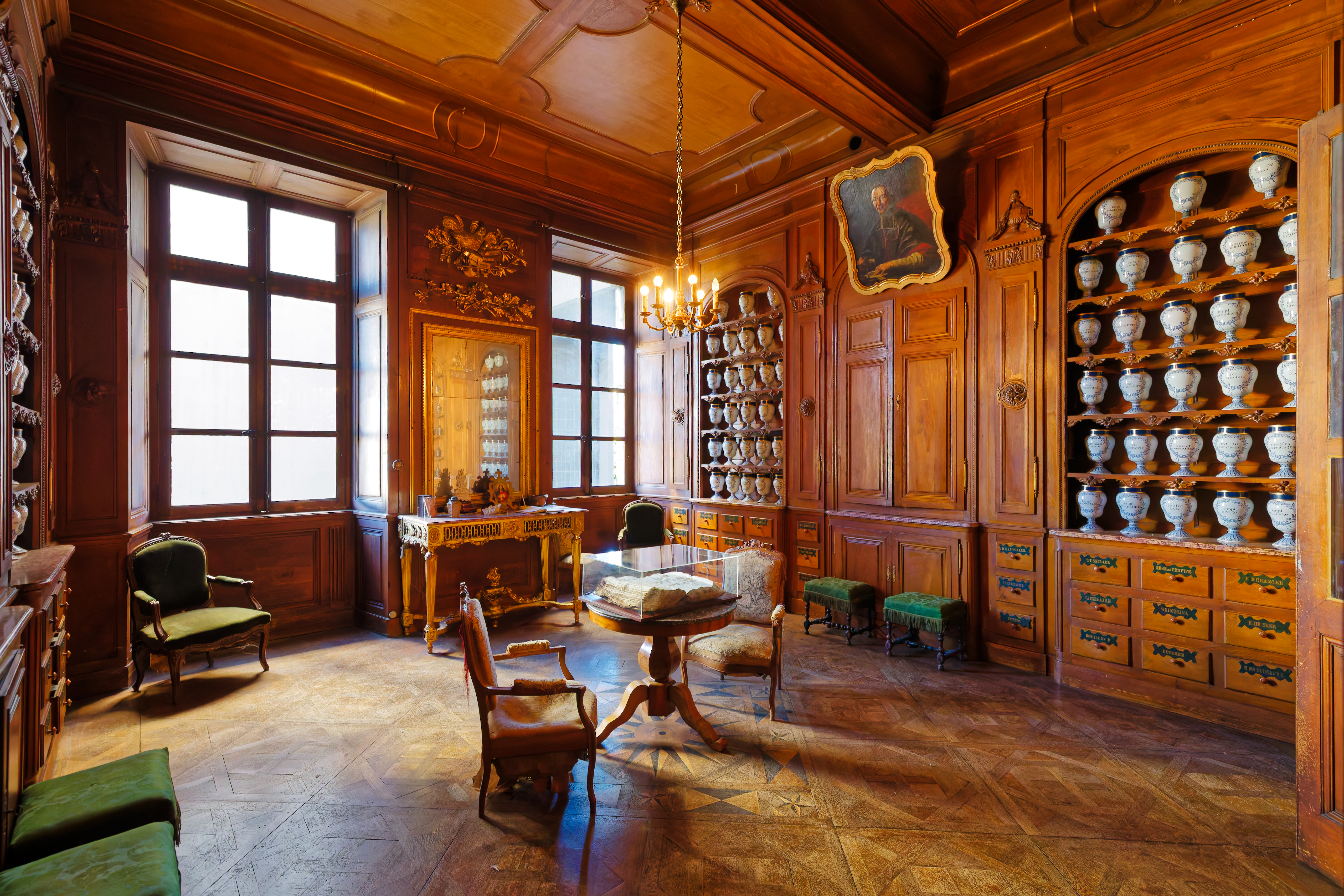 Visite guidée des apothicaireries de l'Hôtel-Dieu