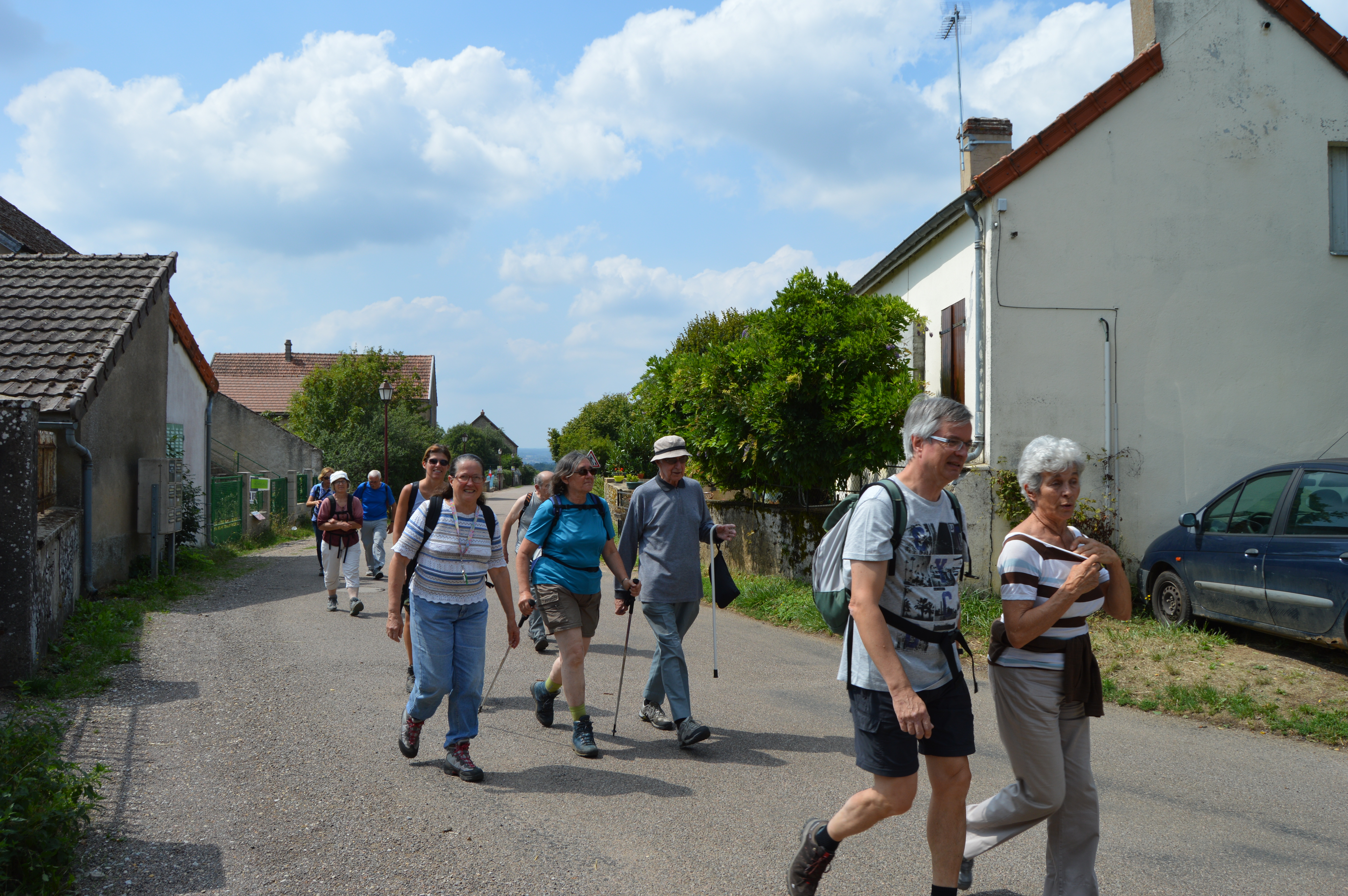 Activité de Loisirs-Randonnée Balade d'été depart groupe 9-Saint Gervais sur Couches