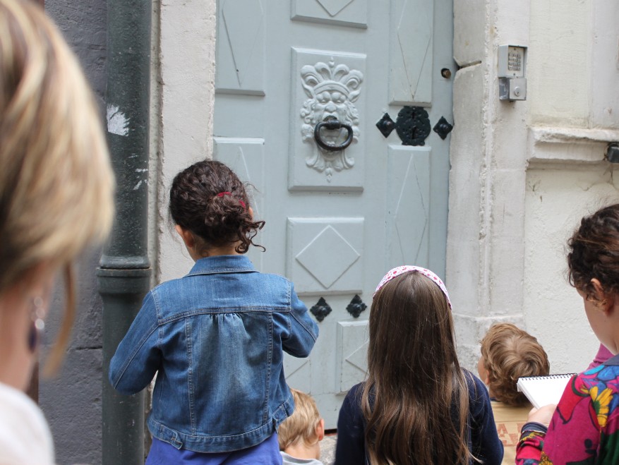 De porte en porte