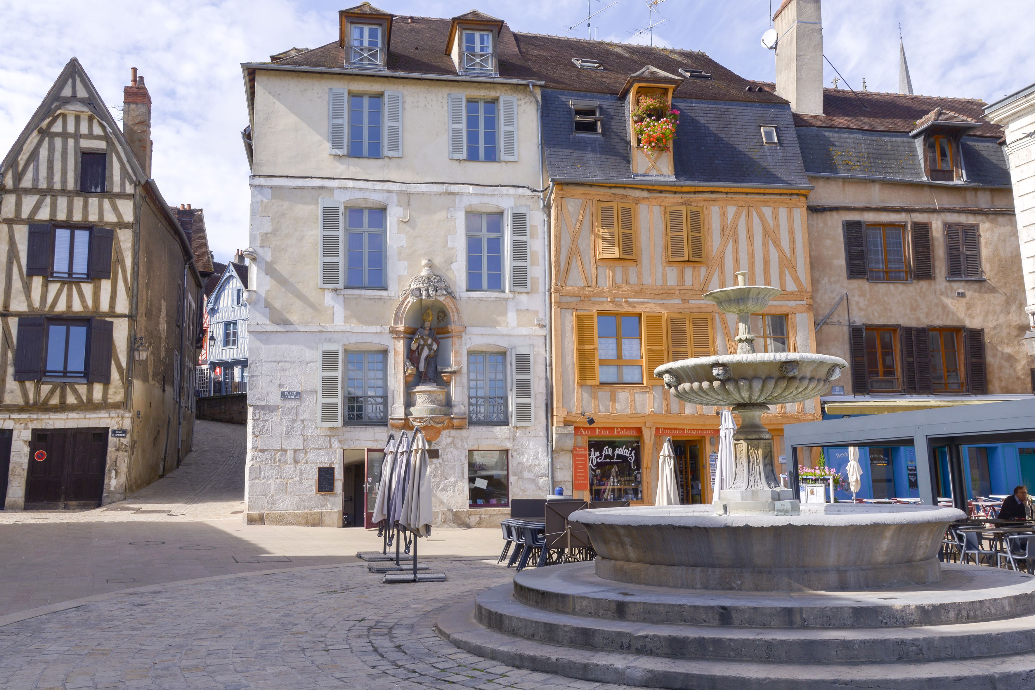 Des fontaines et des Hommes, le combat de l'eau