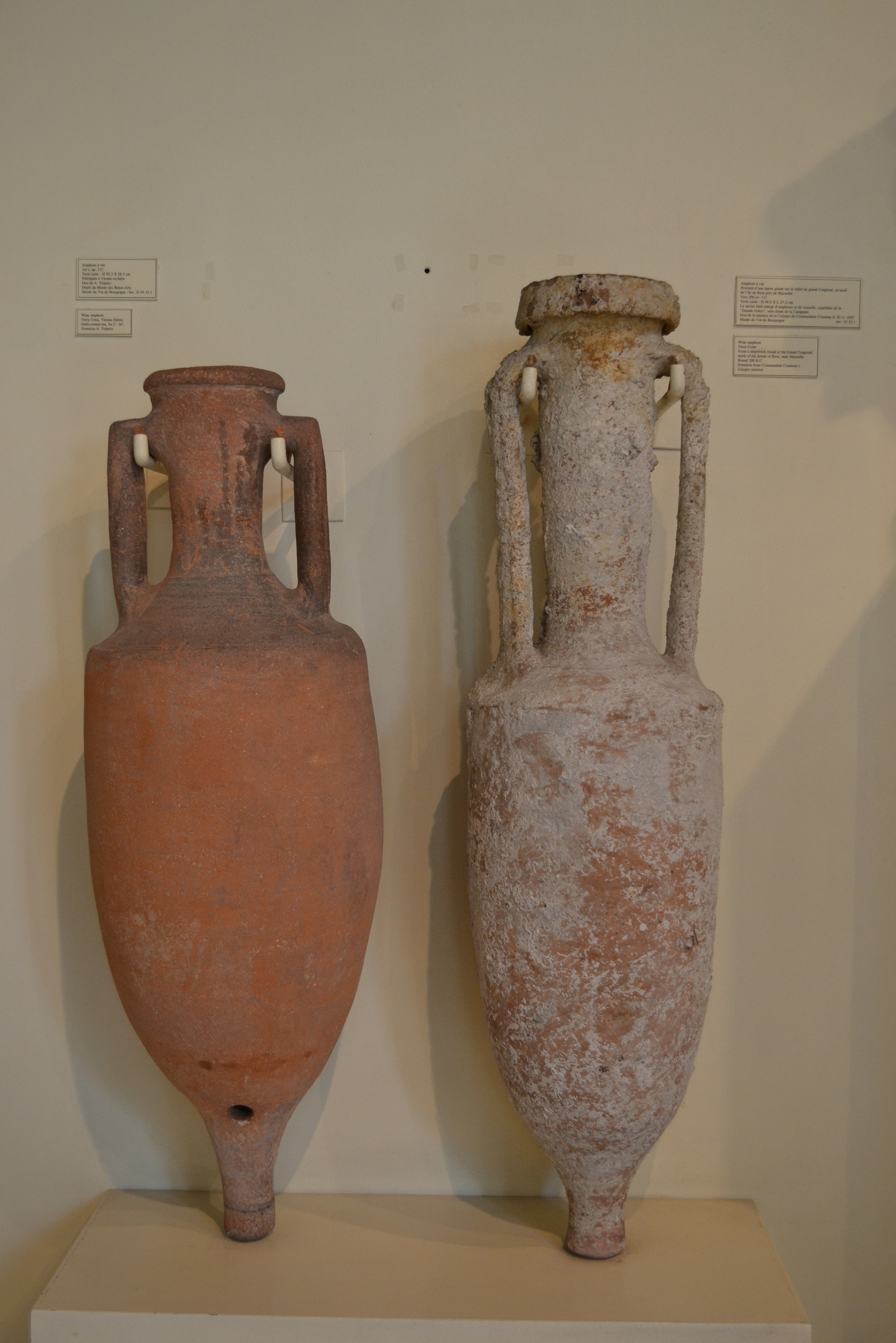 Amphores musée du Vin