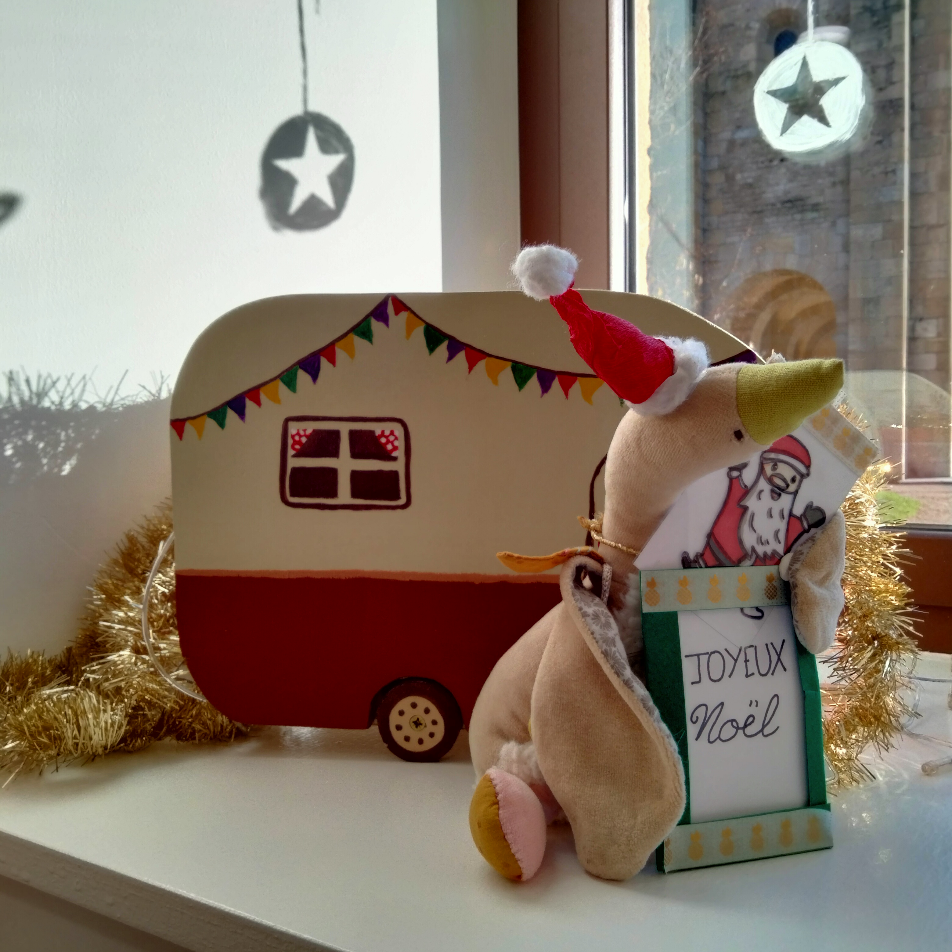 Mona et sa carte de voeux