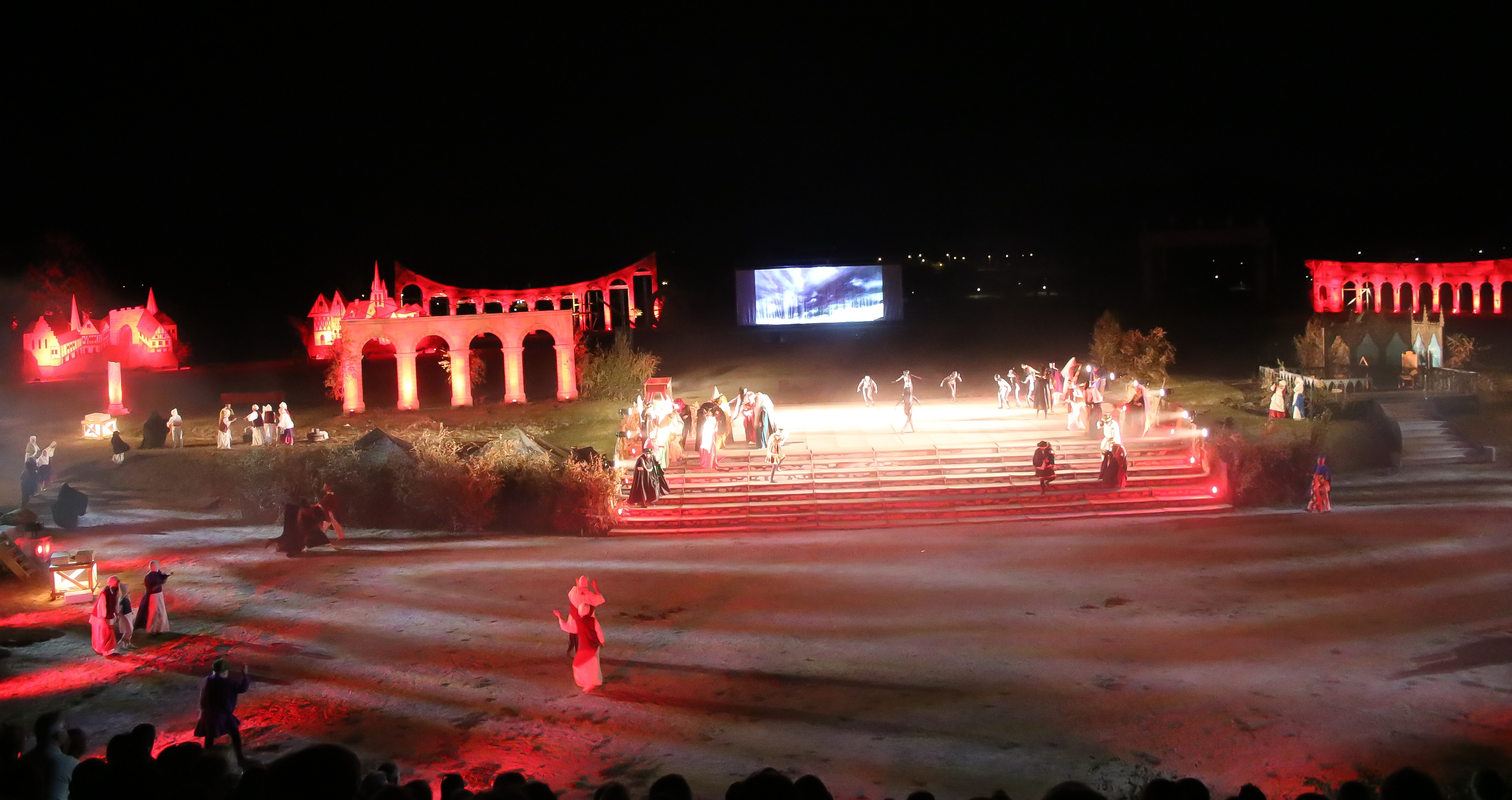 spectacle-historique-augustodunum-autun-visite-guidée