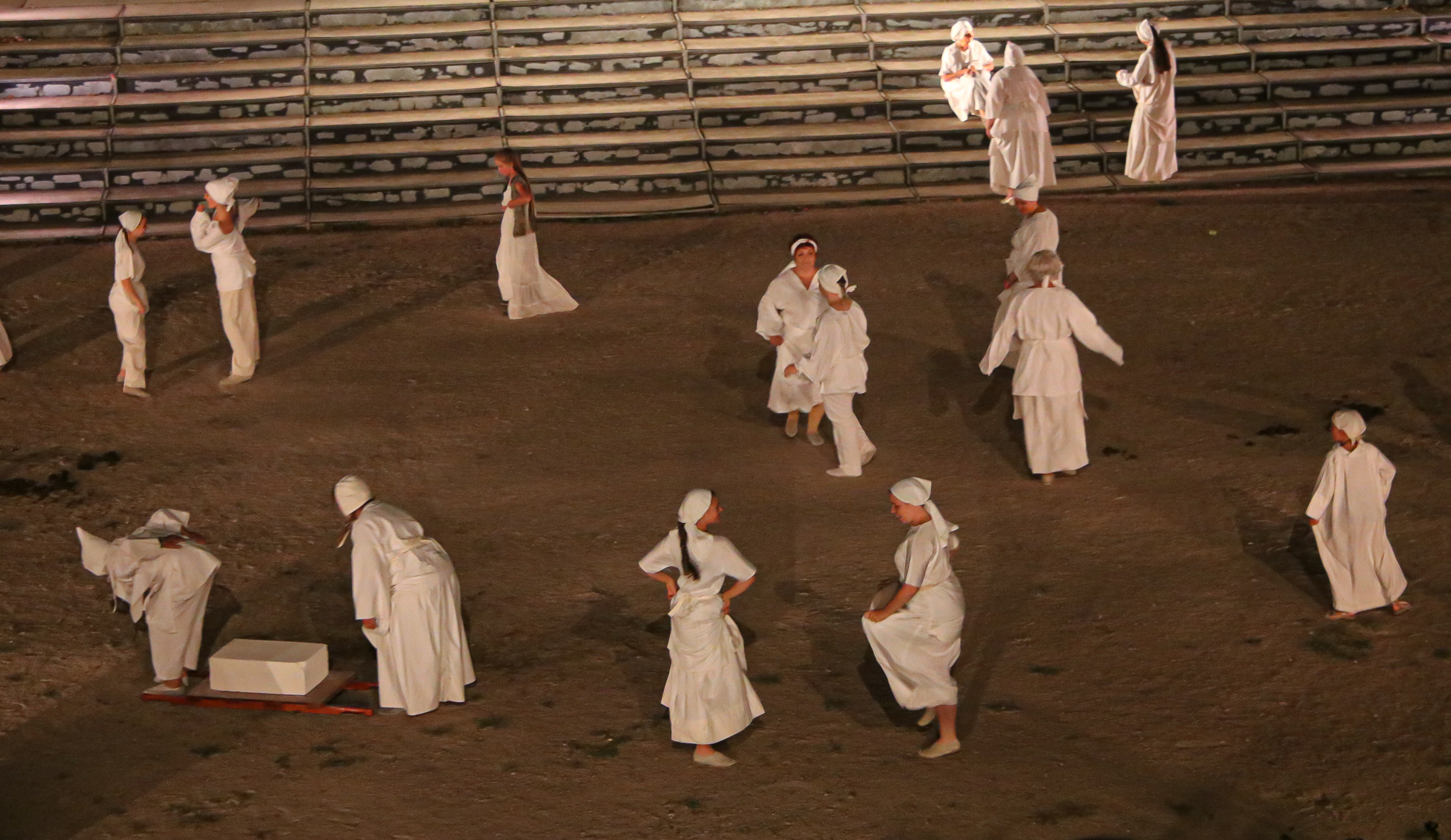 spectacle-historique-augustodunum-autun-visite-guidée