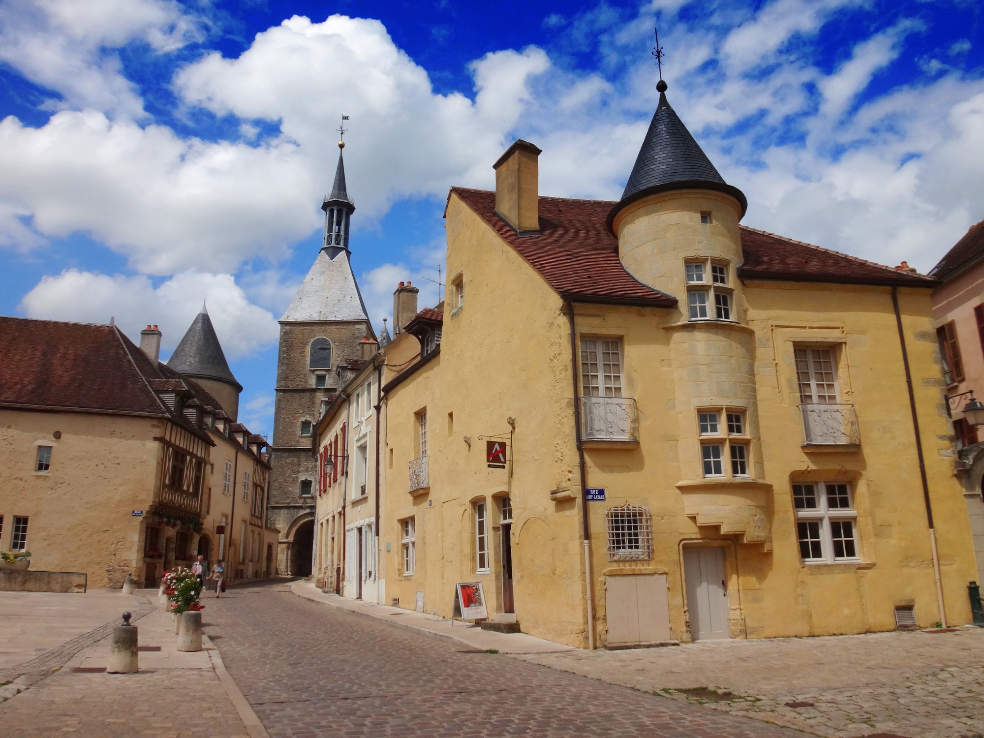 Office de Tourisme du Grand Vézelay - BIT Avallon  France Bourgogne-Franche-Comté Yonne Avallon 89200
