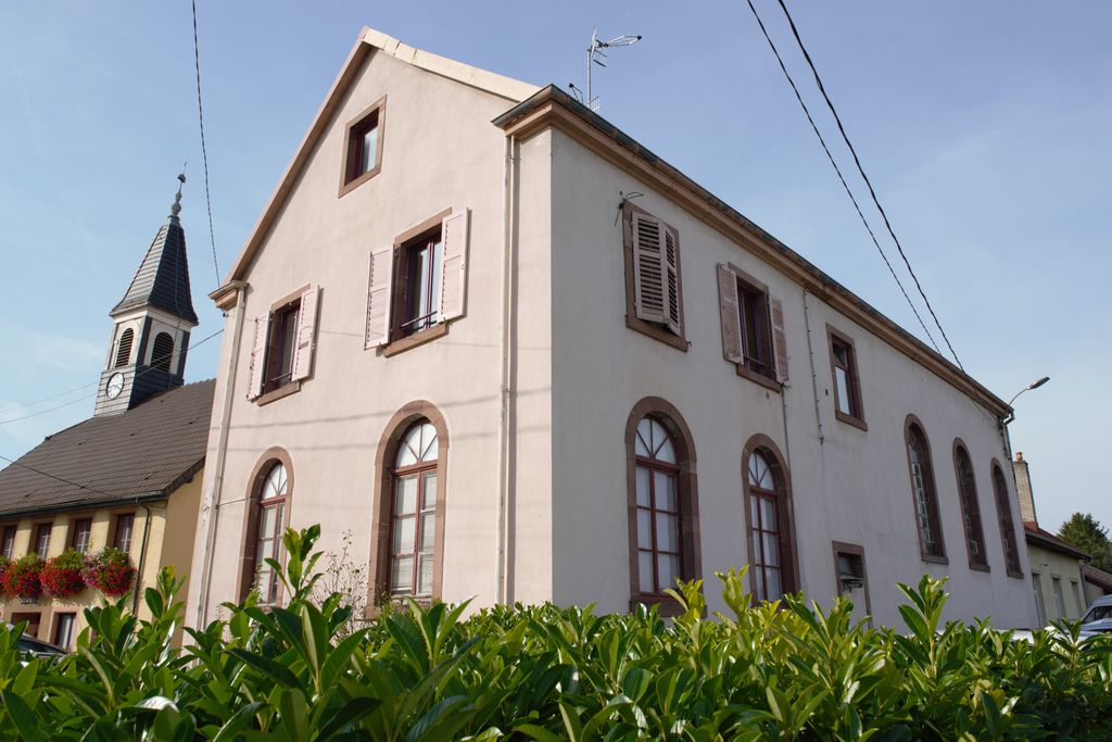 Temple Bart