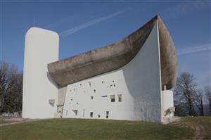 Visite guidée découverte de la Colline Notre-Dame du Haut à Ronchamp 