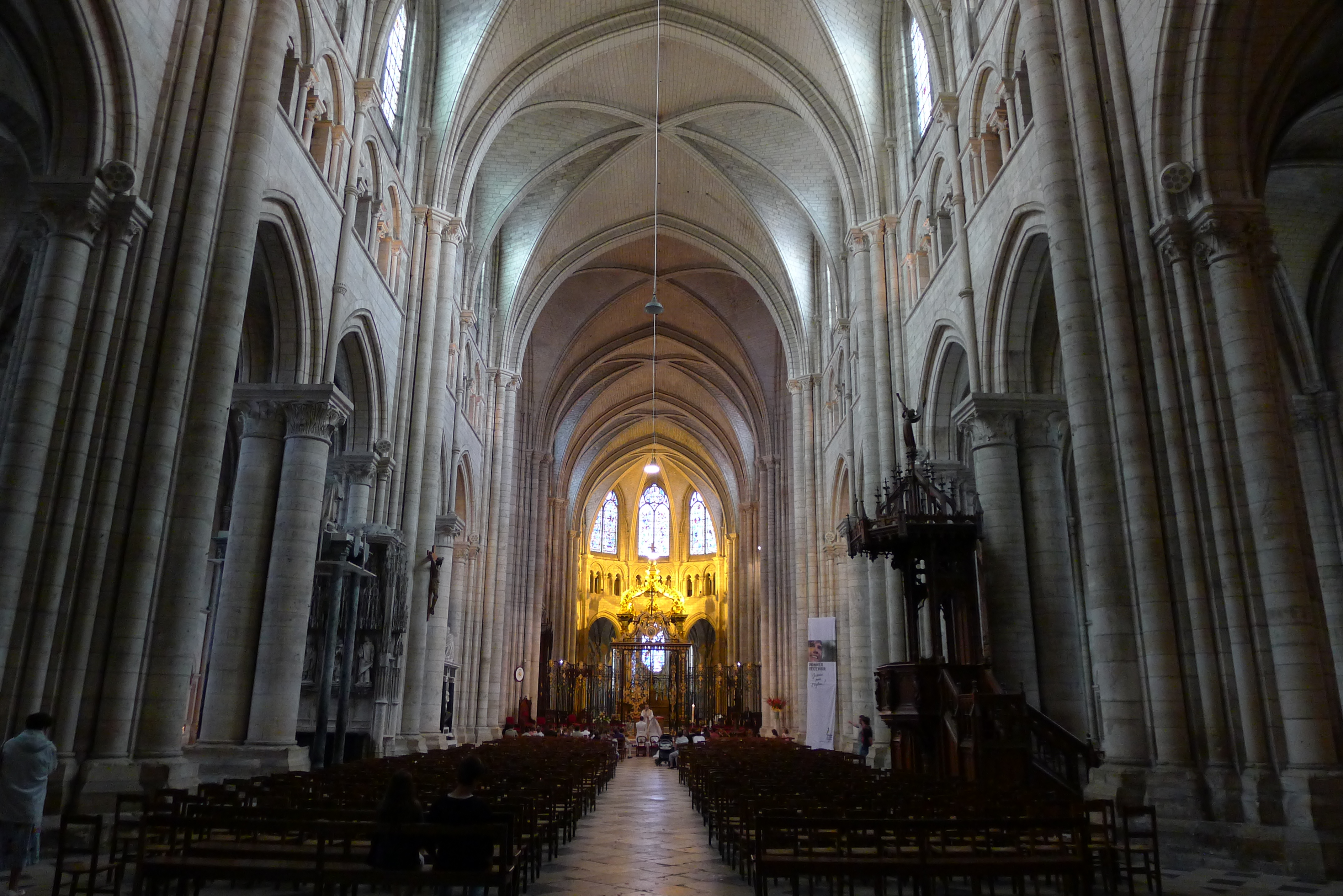 Visite guidée nocturne de la Cathédrale Saint-Etienne