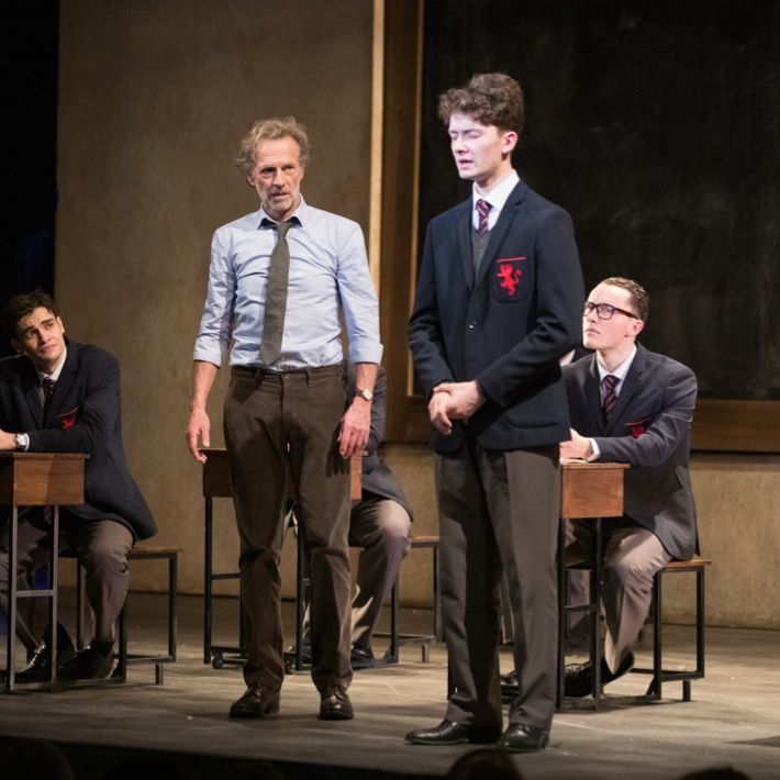 Cercle_poetes2_710x710