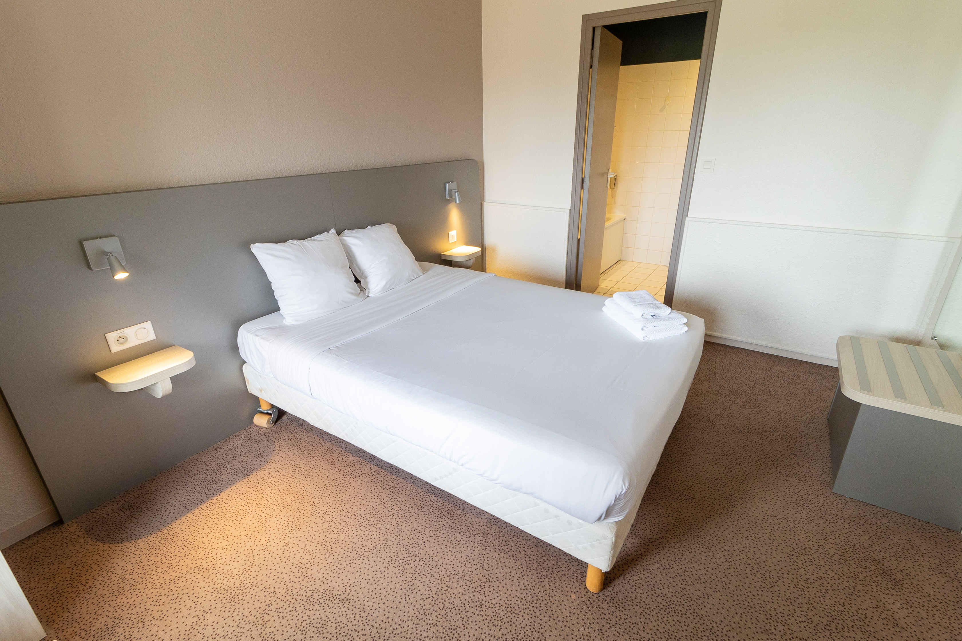 Hôtel Kyriad Direct Auxerre Appoigny — Hoteles y Residencias à Yonne
