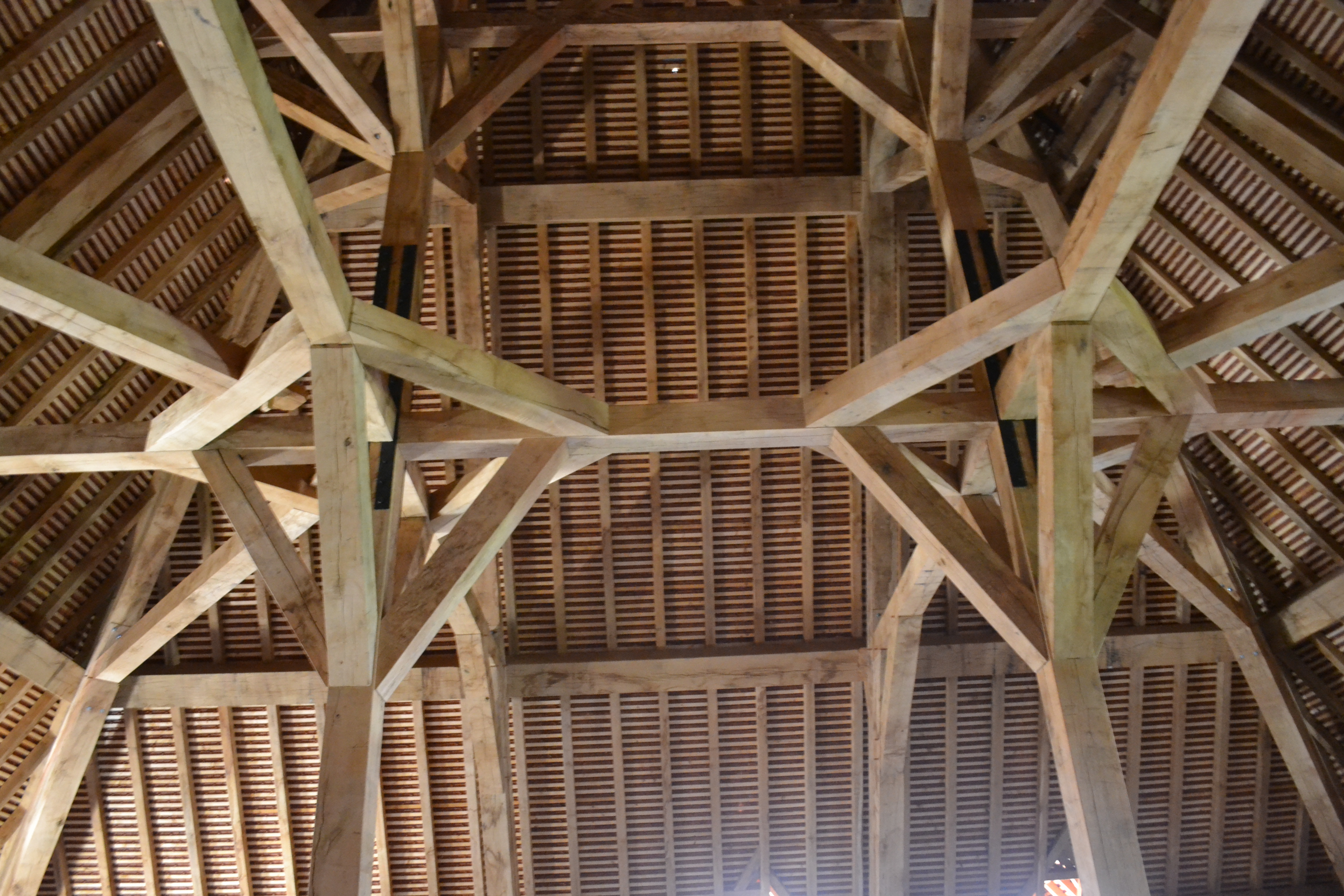 Charpente-de-la-Maison-du-Pardessus-c-Grande-Saline-2