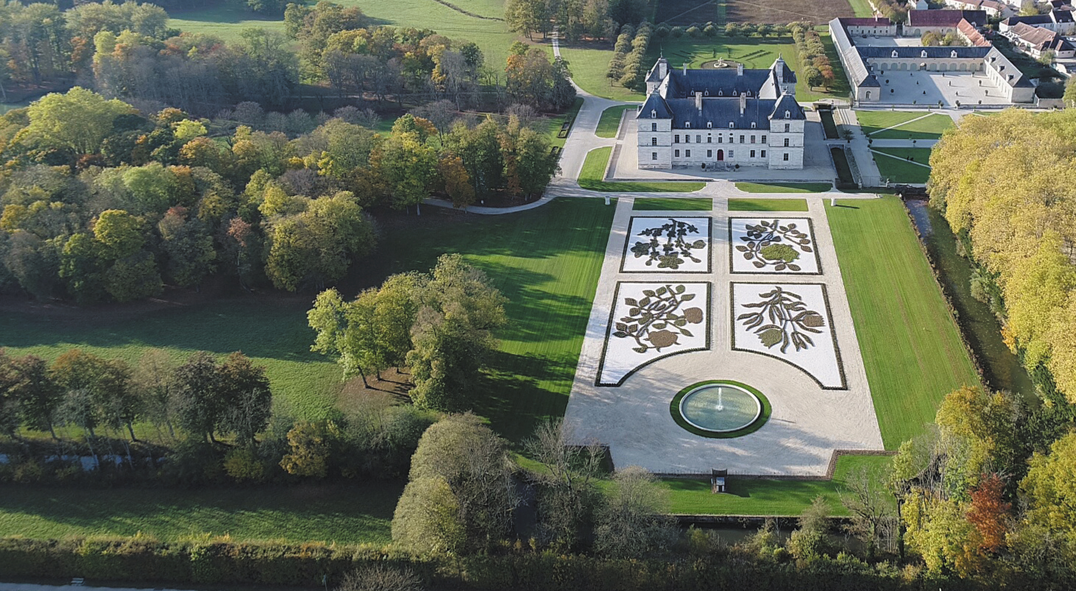 EN IMAGES - Le Seigneur des anneaux s'installe au château d'Ancy